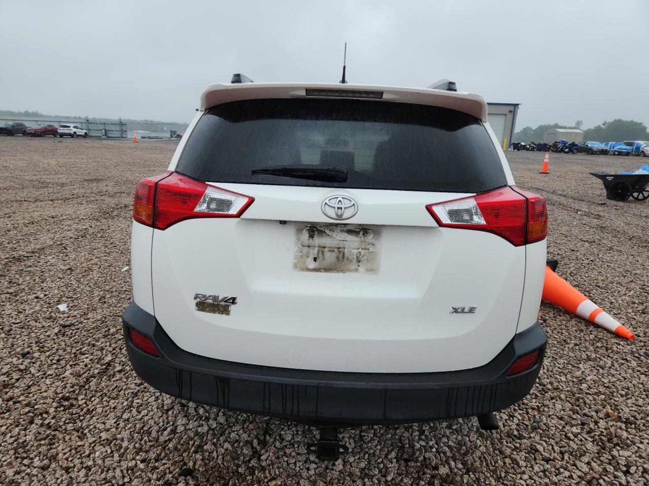 2013 Toyota Rav4 Xle White vin: JTMWFREV2D5006411