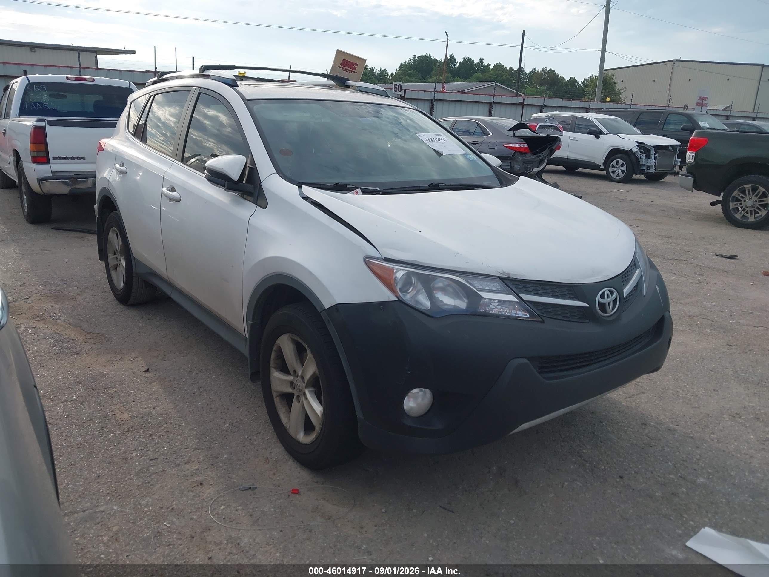 2013 Toyota Rav4 Xle Белый vin: JTMWFREV2D5009275