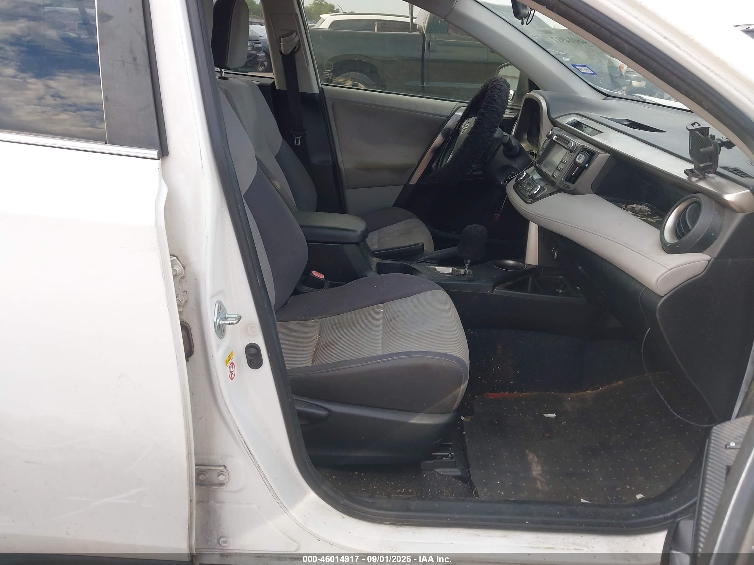 2013 Toyota Rav4 Xle Белый vin: JTMWFREV2D5009275