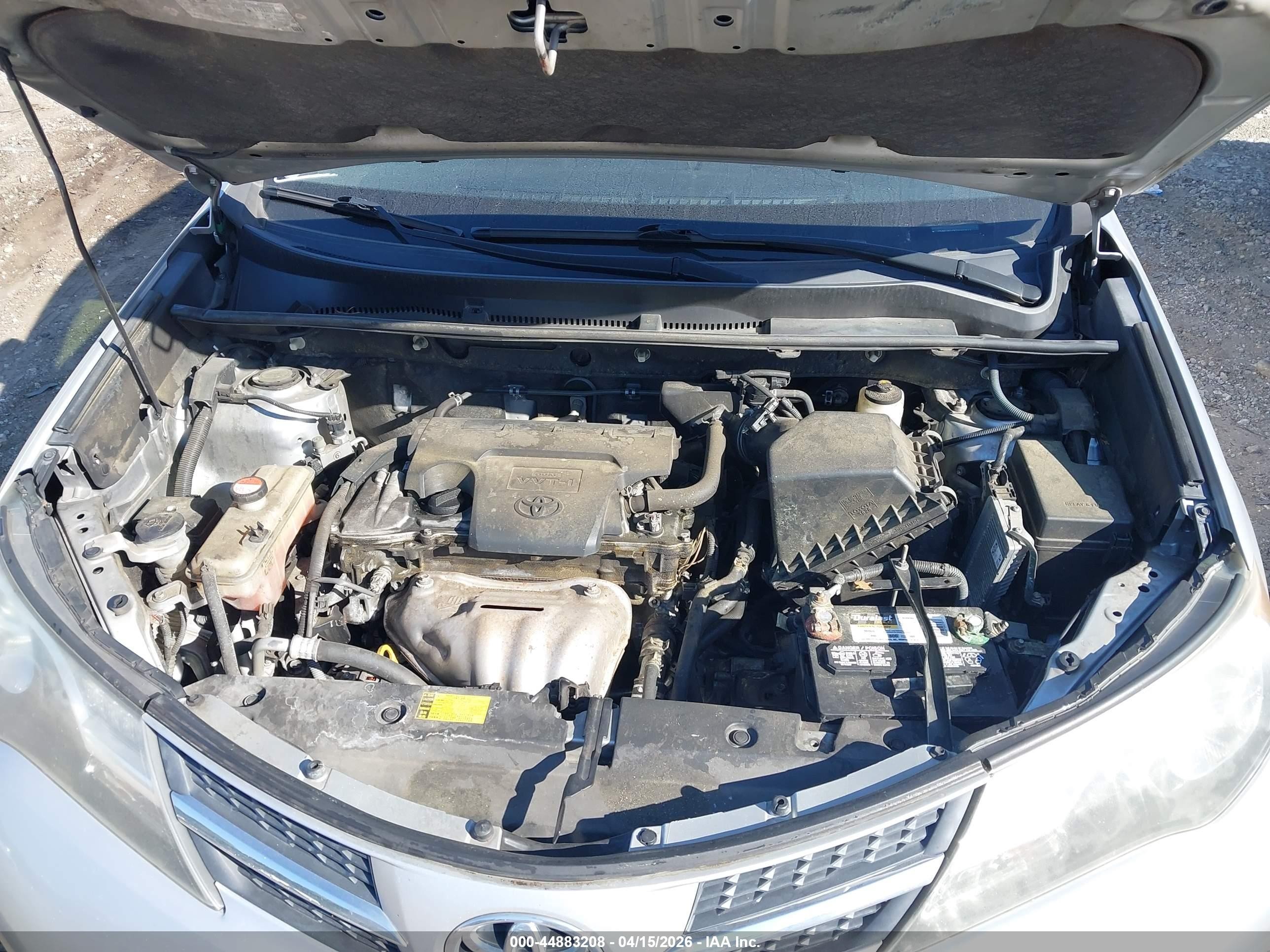 2014 Toyota Rav4 Xle Silver vin: JTMWFREV2ED041344