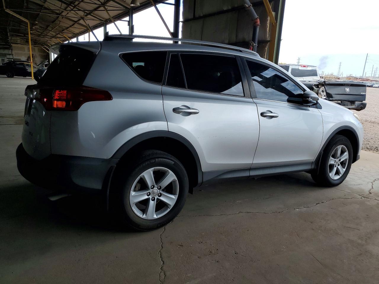 2014 Toyota Rav4 Xle Silver vin: JTMWFREV2ED042476