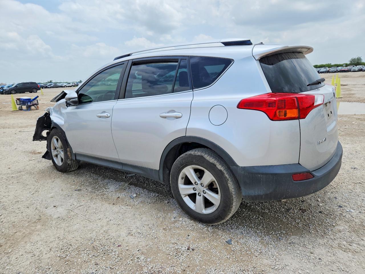 2014 Toyota Rav4 Xle Silver vin: JTMWFREV2EJ007941