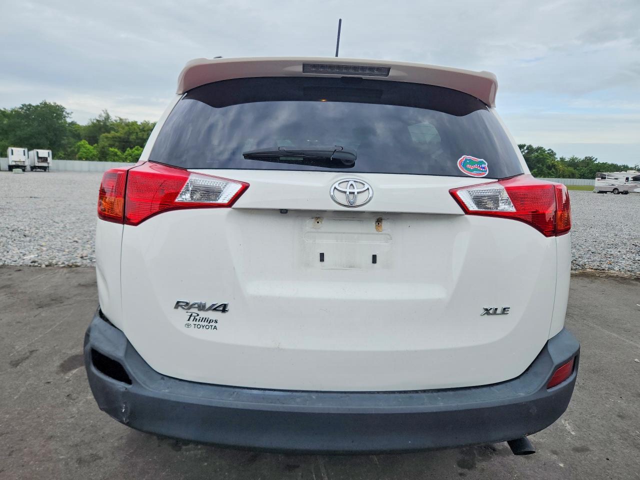 2014 Toyota Rav4 Xle White vin: JTMWFREV2EJ021449