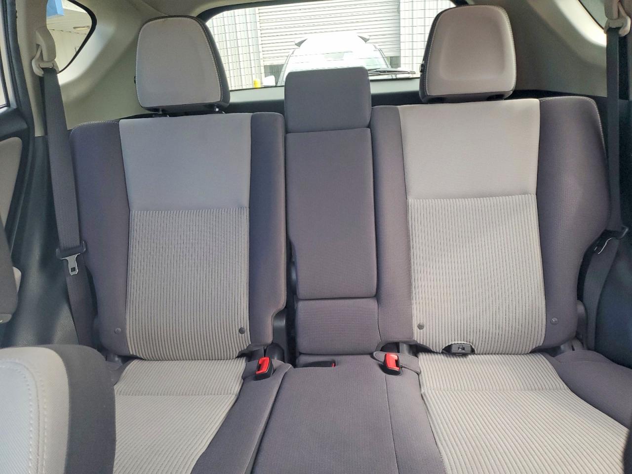 2015 Toyota Rav4 Xle Silver vin: JTMWFREV2FD054855