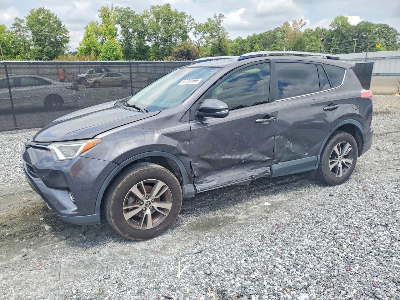 2018 Toyota Rav4 Xle Gray vin: JTMWFREV2JJ156165