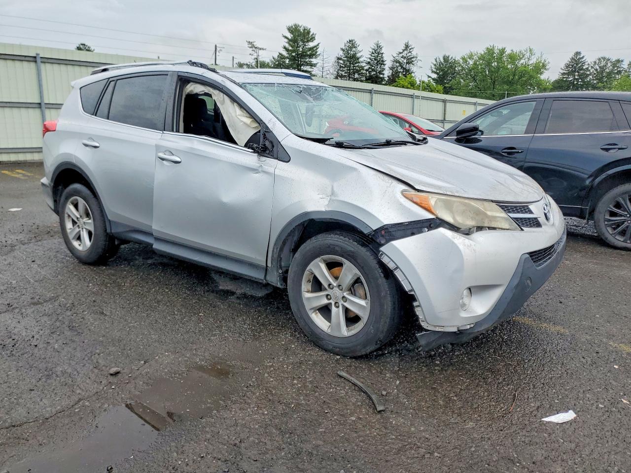 2013 Toyota Rav4 Xle Silver vin: JTMWFREV3DD015544