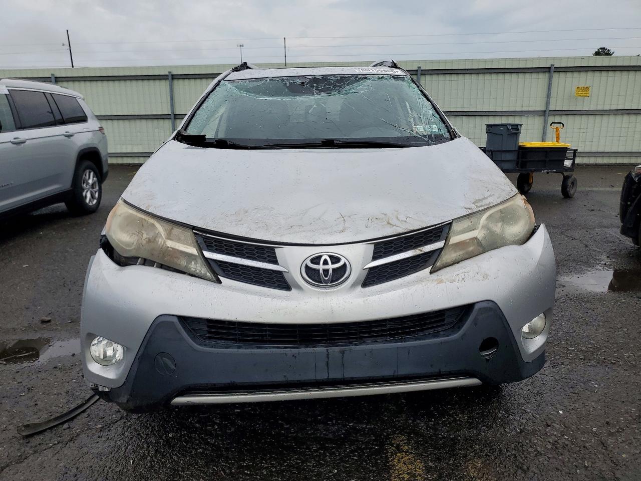 2013 Toyota Rav4 Xle Silver vin: JTMWFREV3DD015544