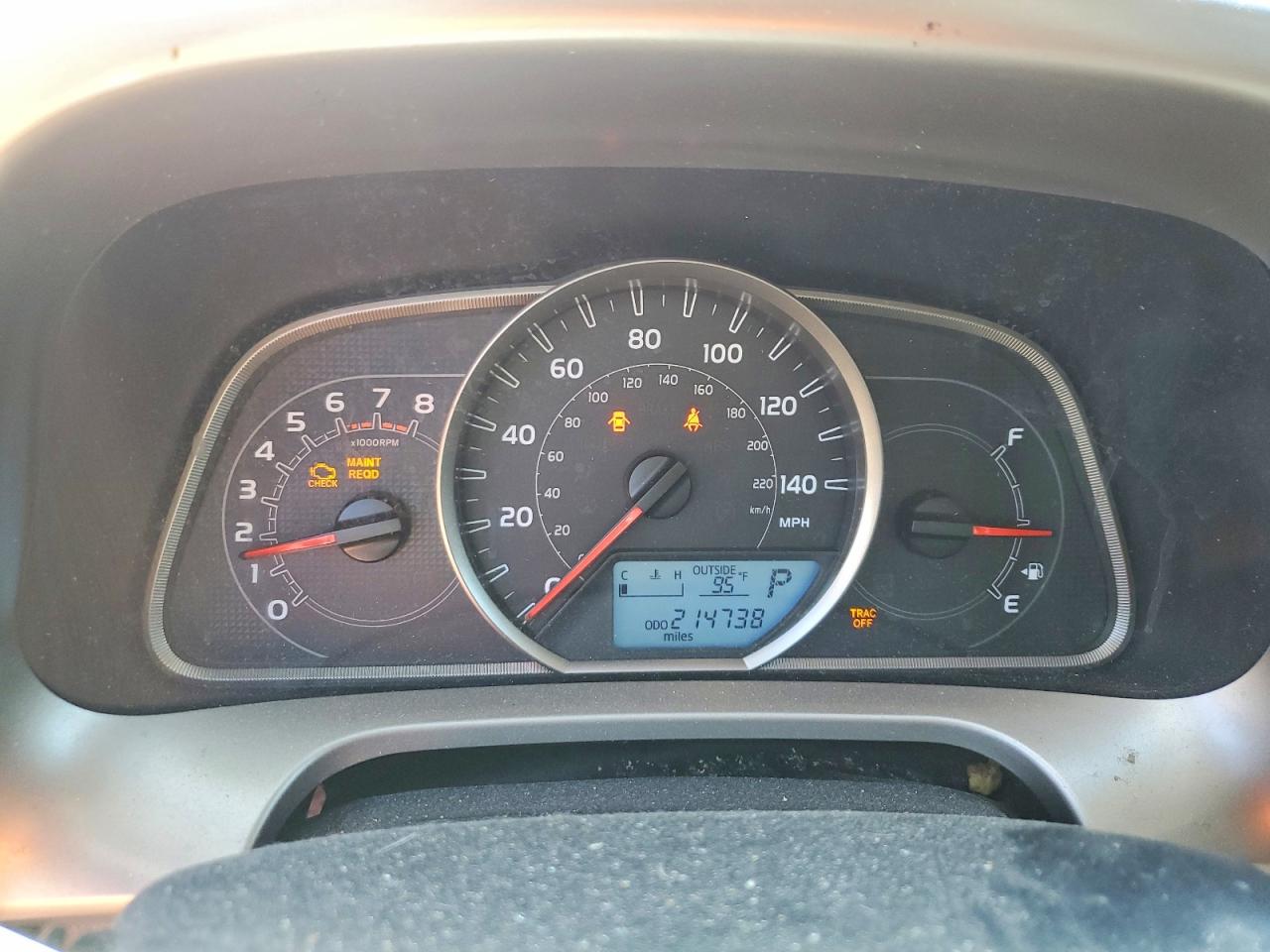 2014 Toyota Rav4 Xle Red vin: JTMWFREV3EJ007141