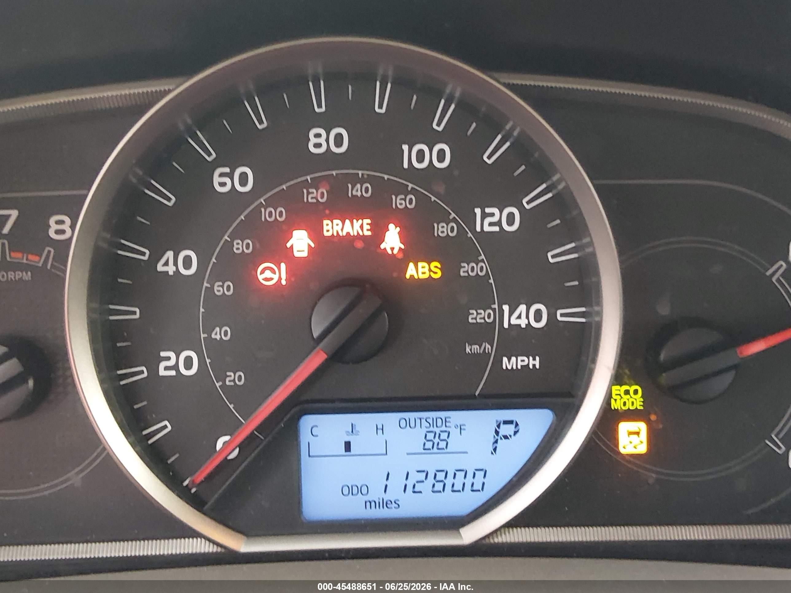 2014 Toyota Rav4 Xle White vin: JTMWFREV3EJ015580