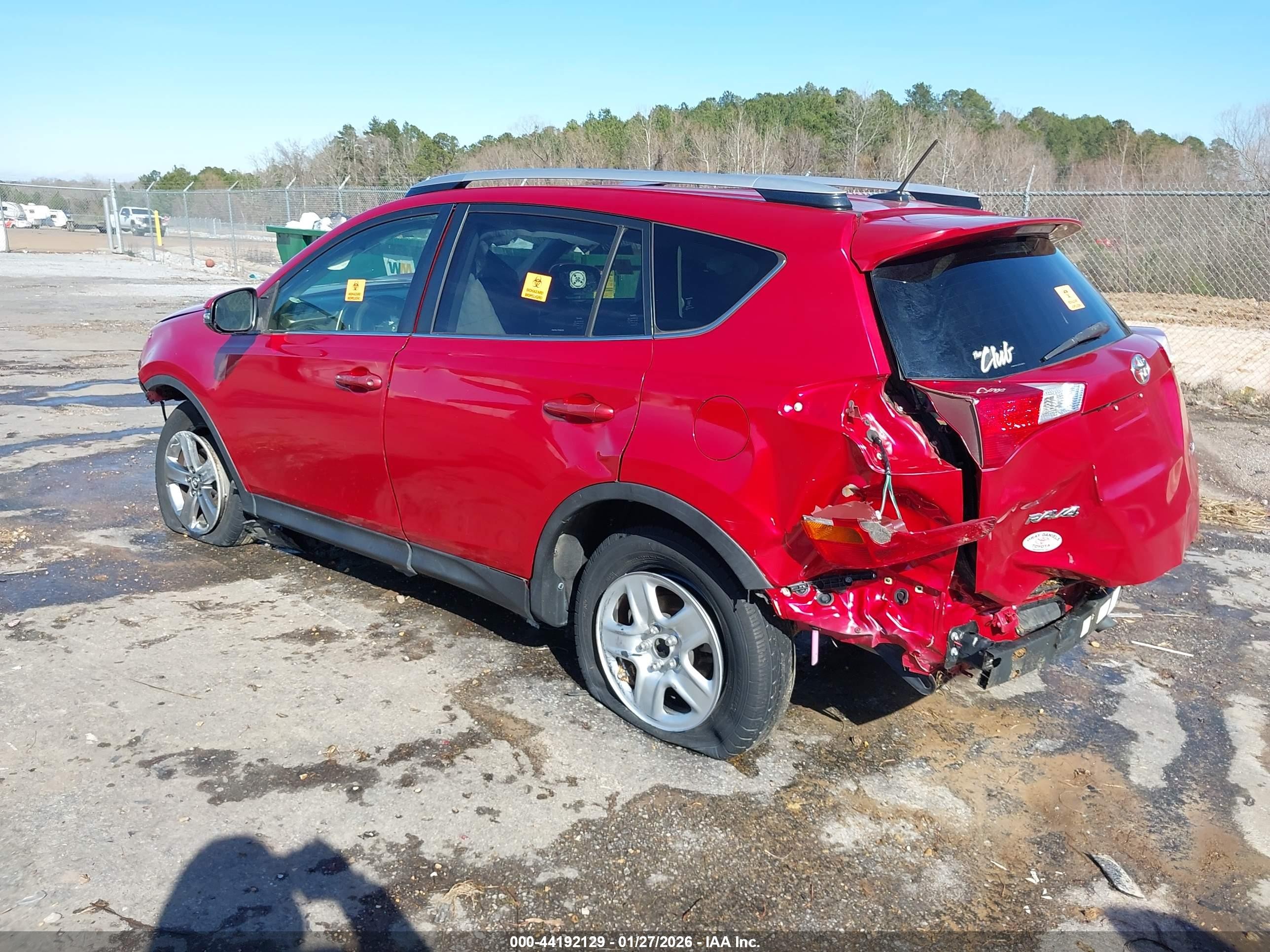 2015 Toyota Rav4 Xle Red vin: JTMWFREV3FD051253