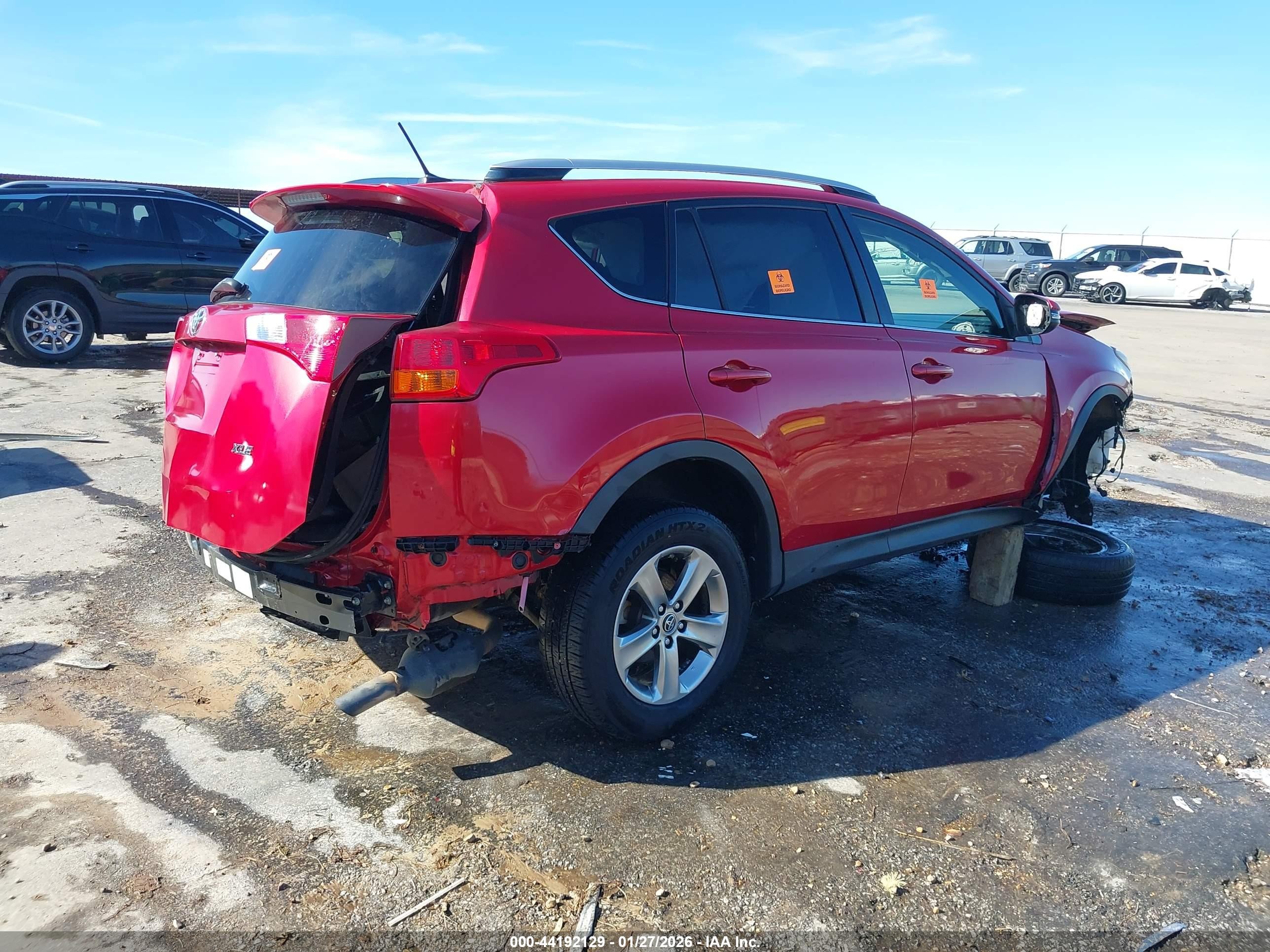 2015 Toyota Rav4 Xle Red vin: JTMWFREV3FD051253