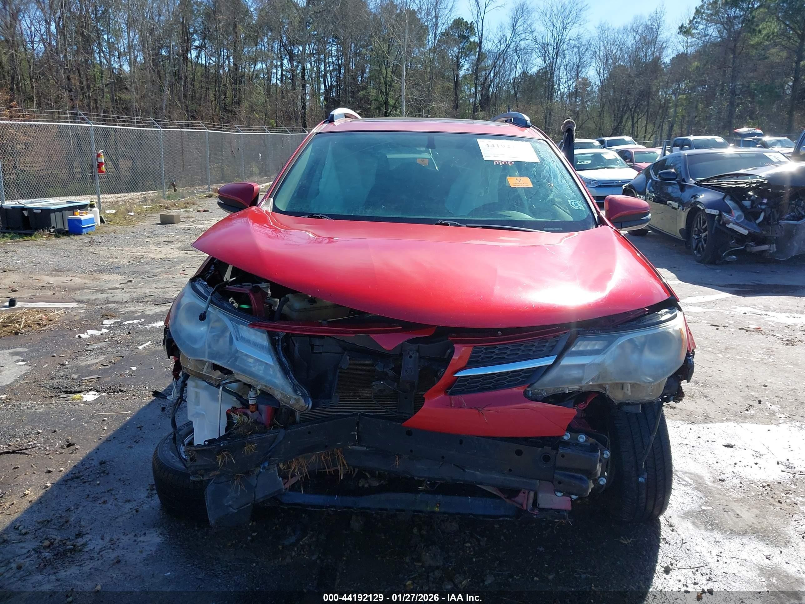 2015 Toyota Rav4 Xle Red vin: JTMWFREV3FD051253