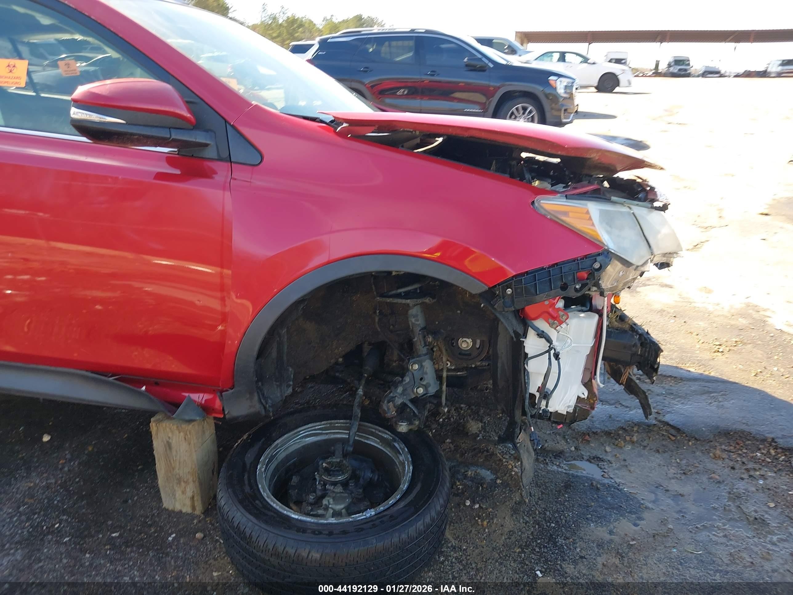 2015 Toyota Rav4 Xle Red vin: JTMWFREV3FD051253