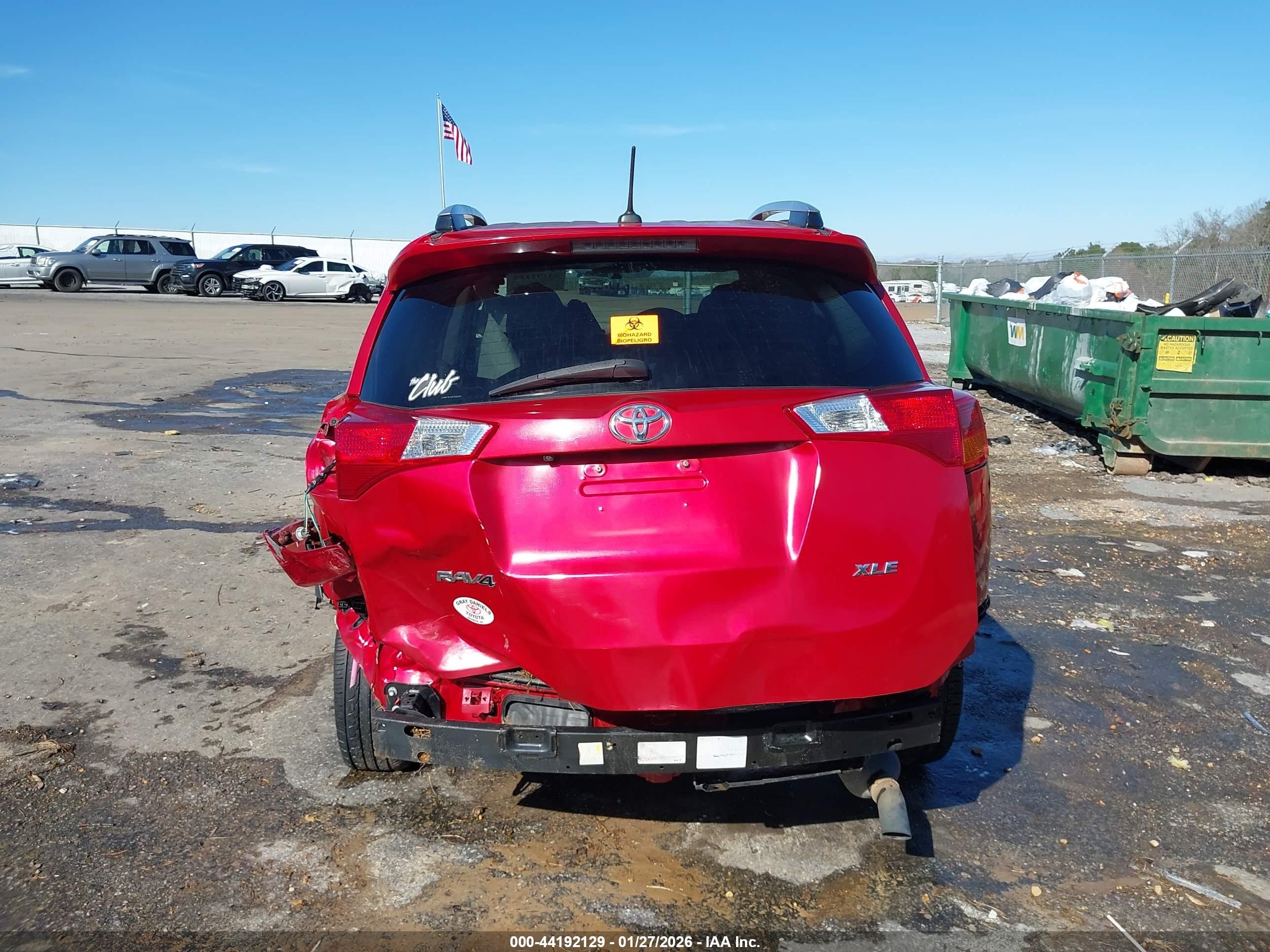 2015 Toyota Rav4 Xle Red vin: JTMWFREV3FD051253
