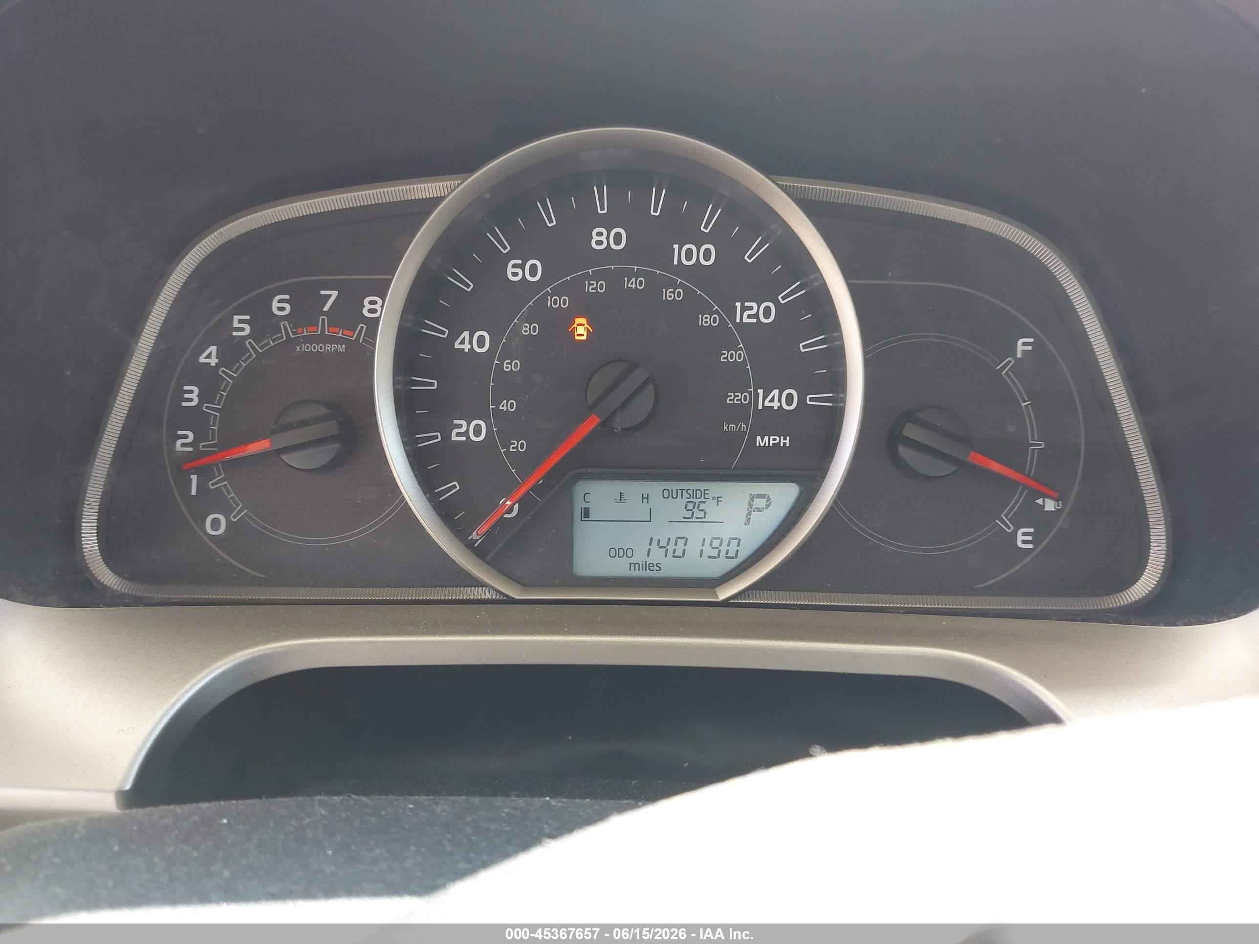 2015 Toyota Rav4 Xle Silver vin: JTMWFREV3FD053424