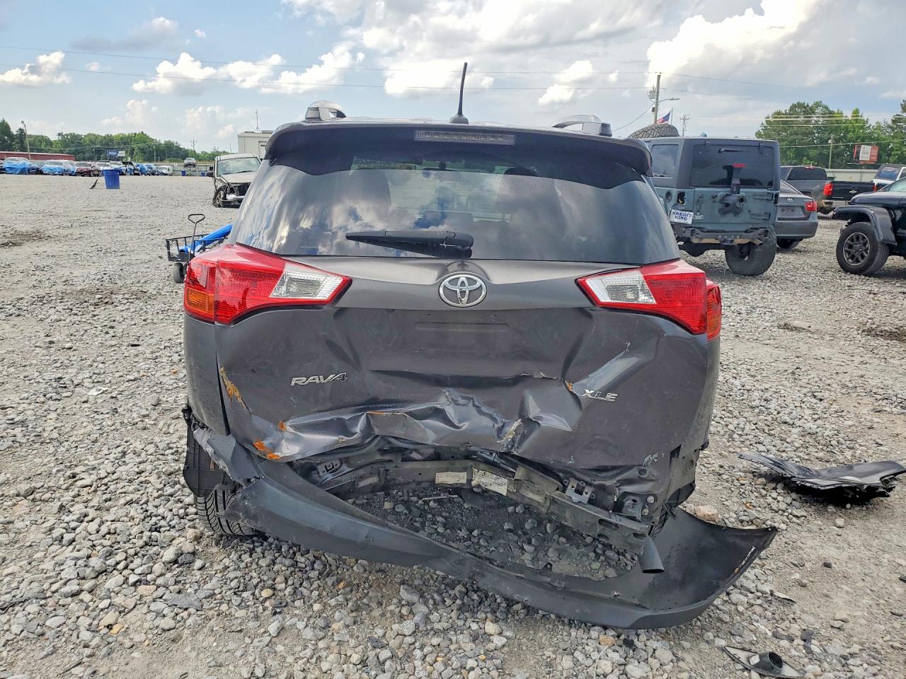 2015 Toyota Rav4 Xle Gray vin: JTMWFREV3FD070420