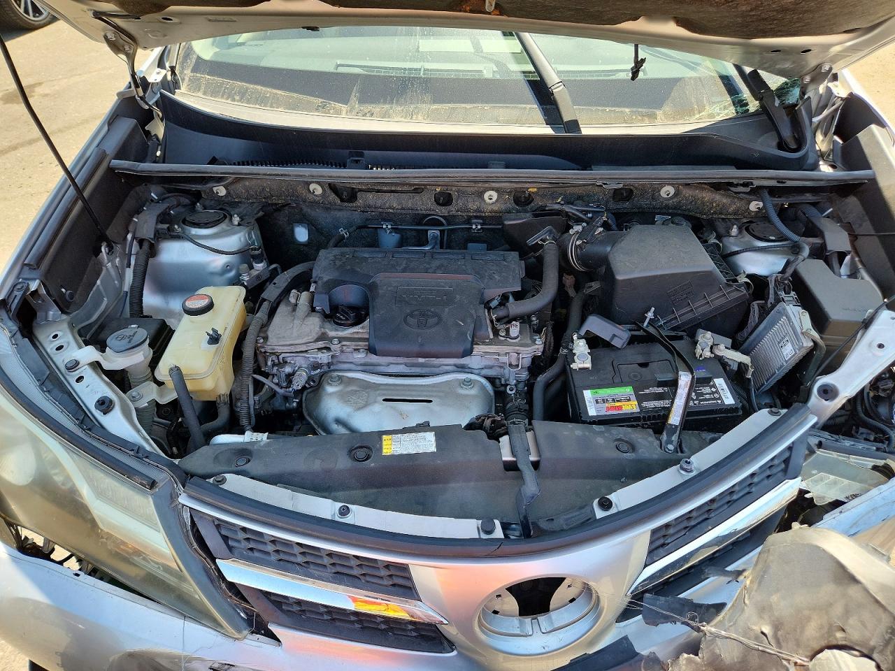 2015 Toyota Rav4 Xle Silver vin: JTMWFREV3FD079196