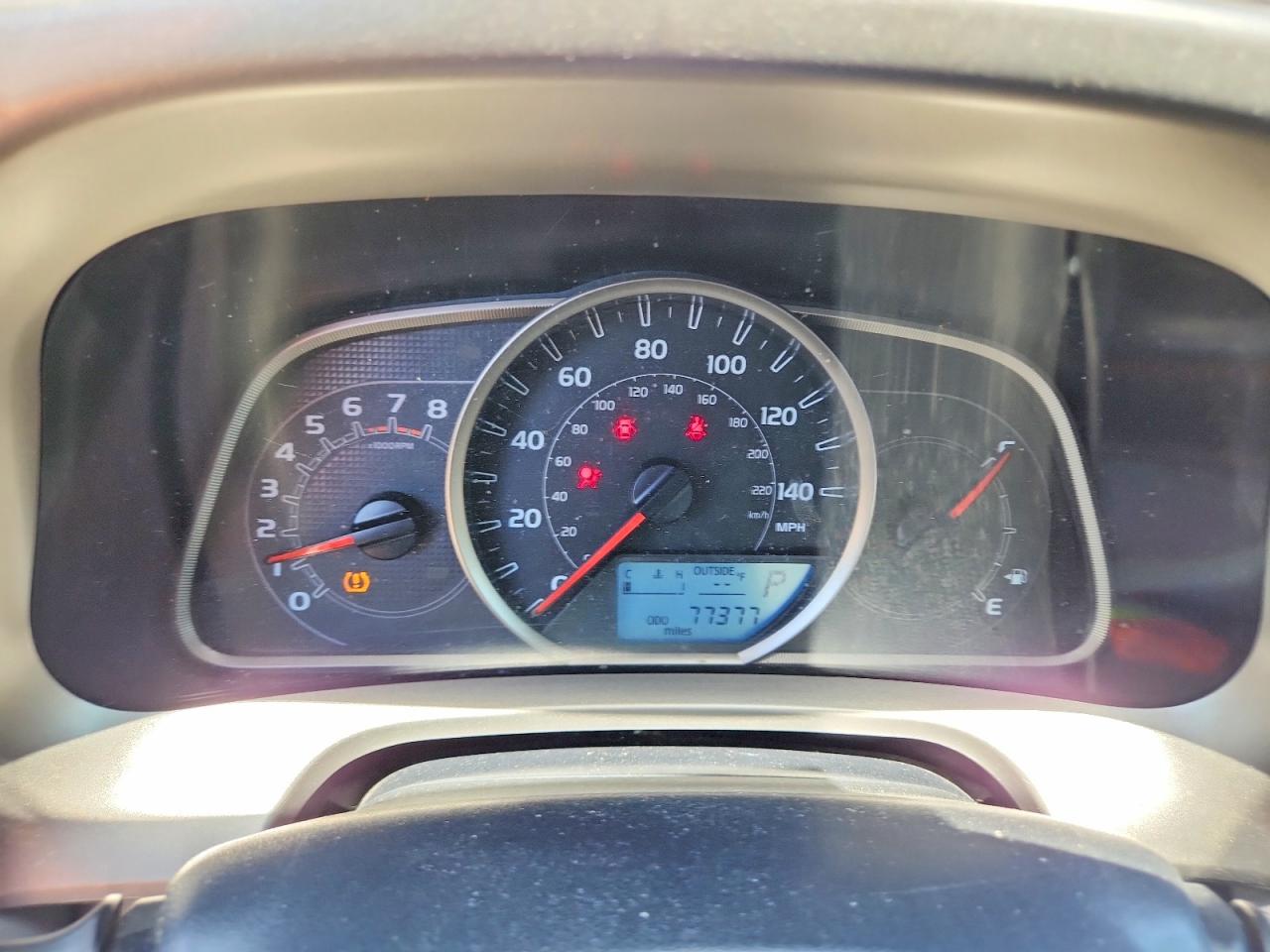 2015 Toyota Rav4 Xle Silver vin: JTMWFREV3FD079196