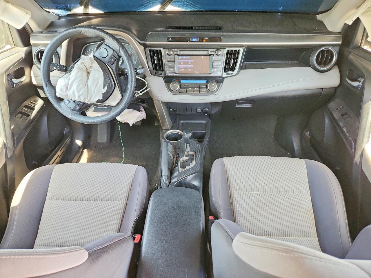 2015 Toyota Rav4 Xle Silver vin: JTMWFREV3FD079196