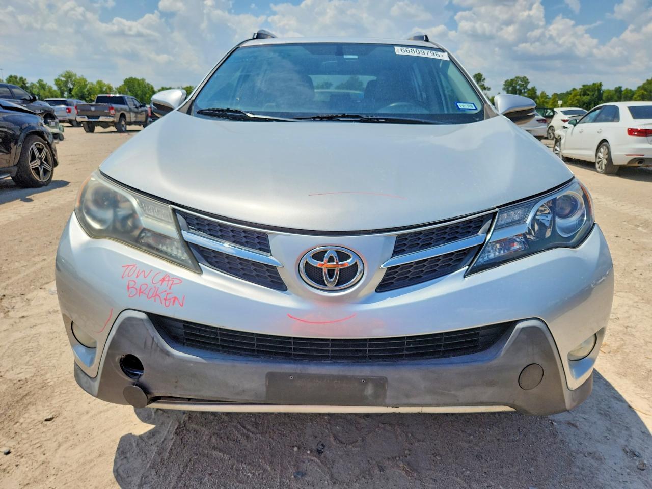 2015 Toyota Rav4 Xle Silver vin: JTMWFREV3FJ046300