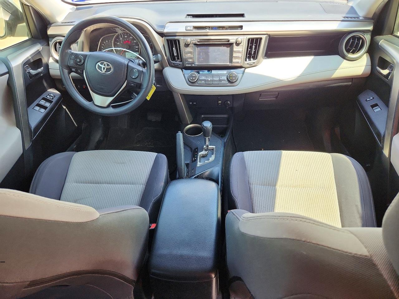 2015 Toyota Rav4 Xle Silver vin: JTMWFREV3FJ046300