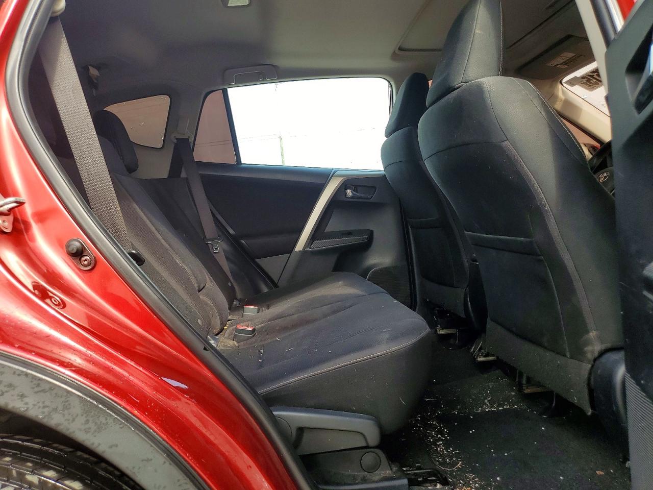 2015 Toyota Rav4 Xle Red vin: JTMWFREV3FJ053943