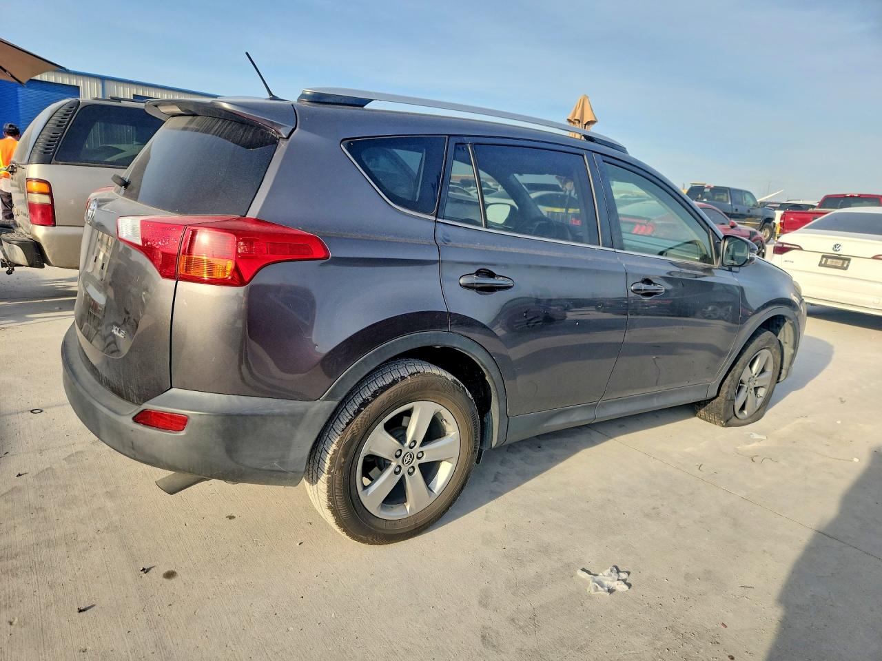 2015 Toyota Rav4 Xle Gray vin: JTMWFREV3FJ059922
