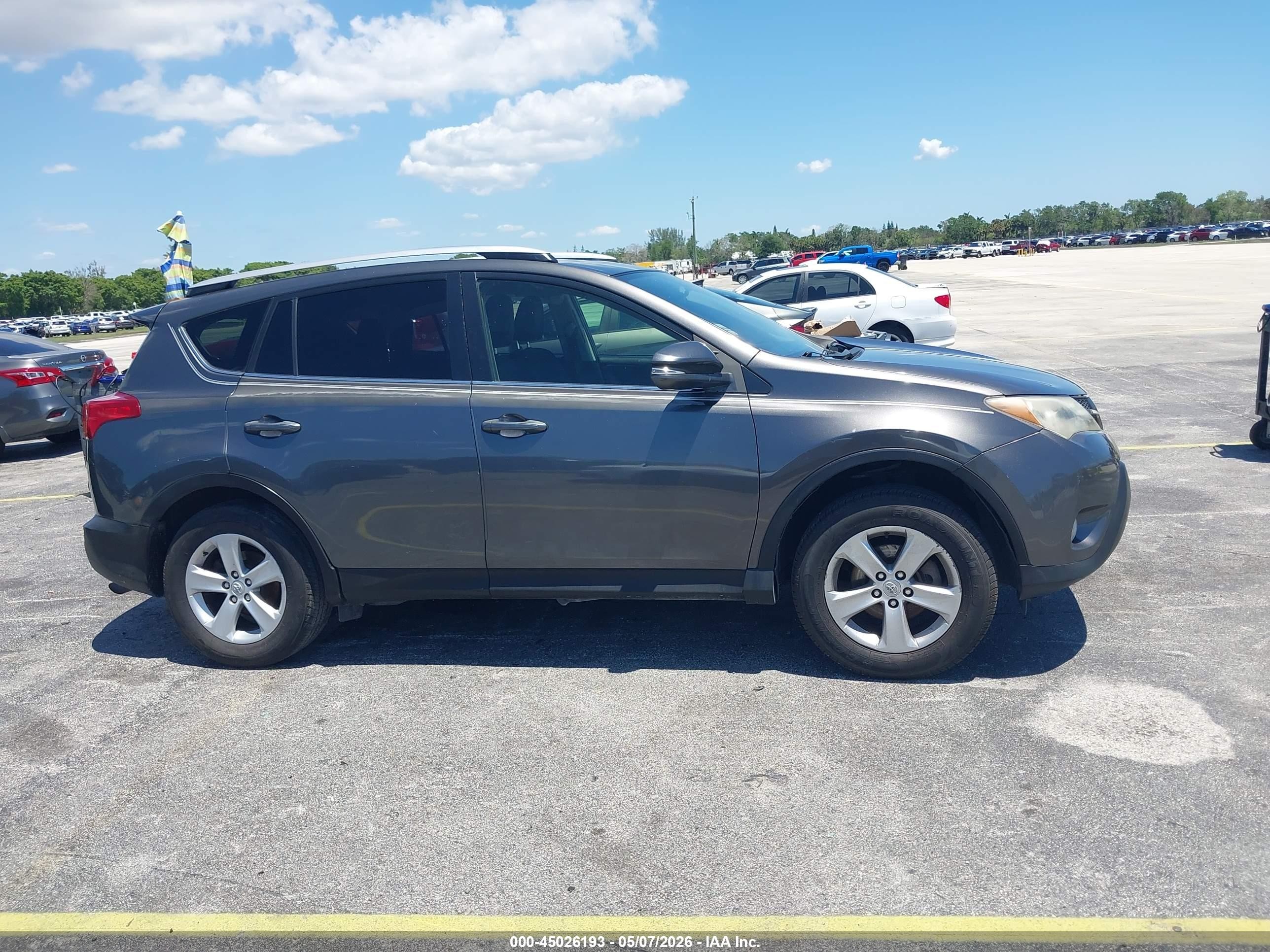 2013 Toyota Rav4 Xle Gray vin: JTMWFREV4D5010993