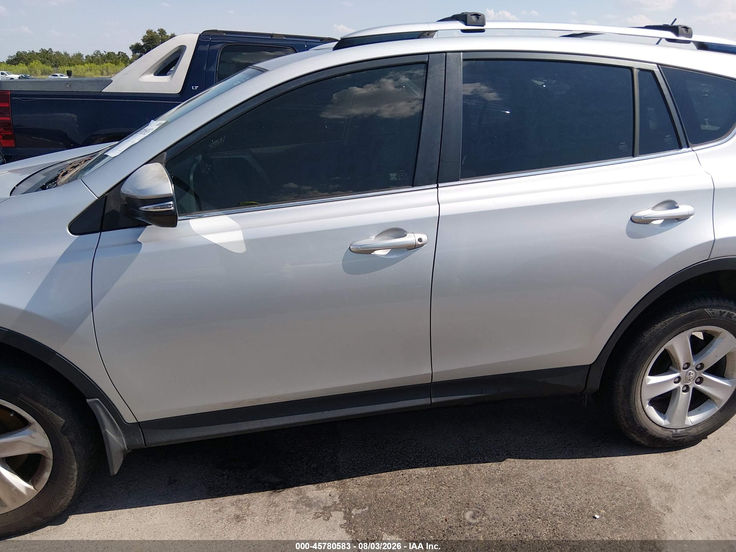2013 Toyota Rav4 Xle Silver vin: JTMWFREV4DD001264