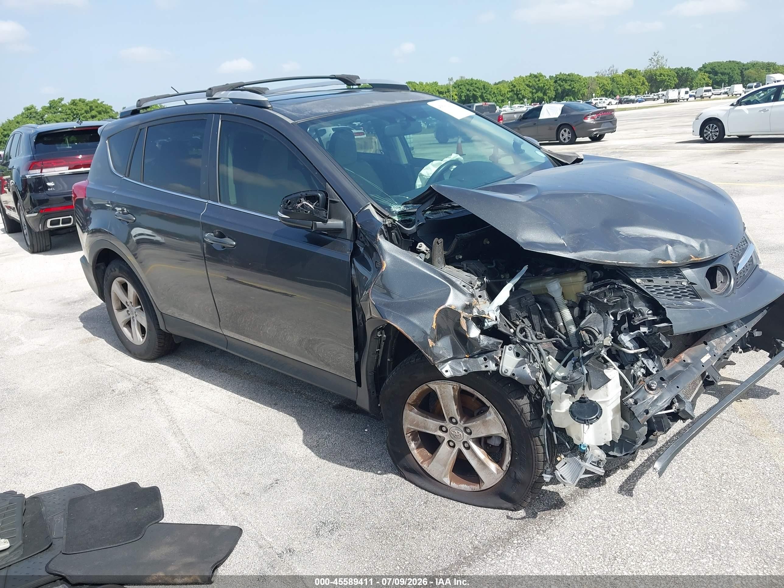 2014 Toyota Rav4 Xle Gray vin: JTMWFREV4EJ010324