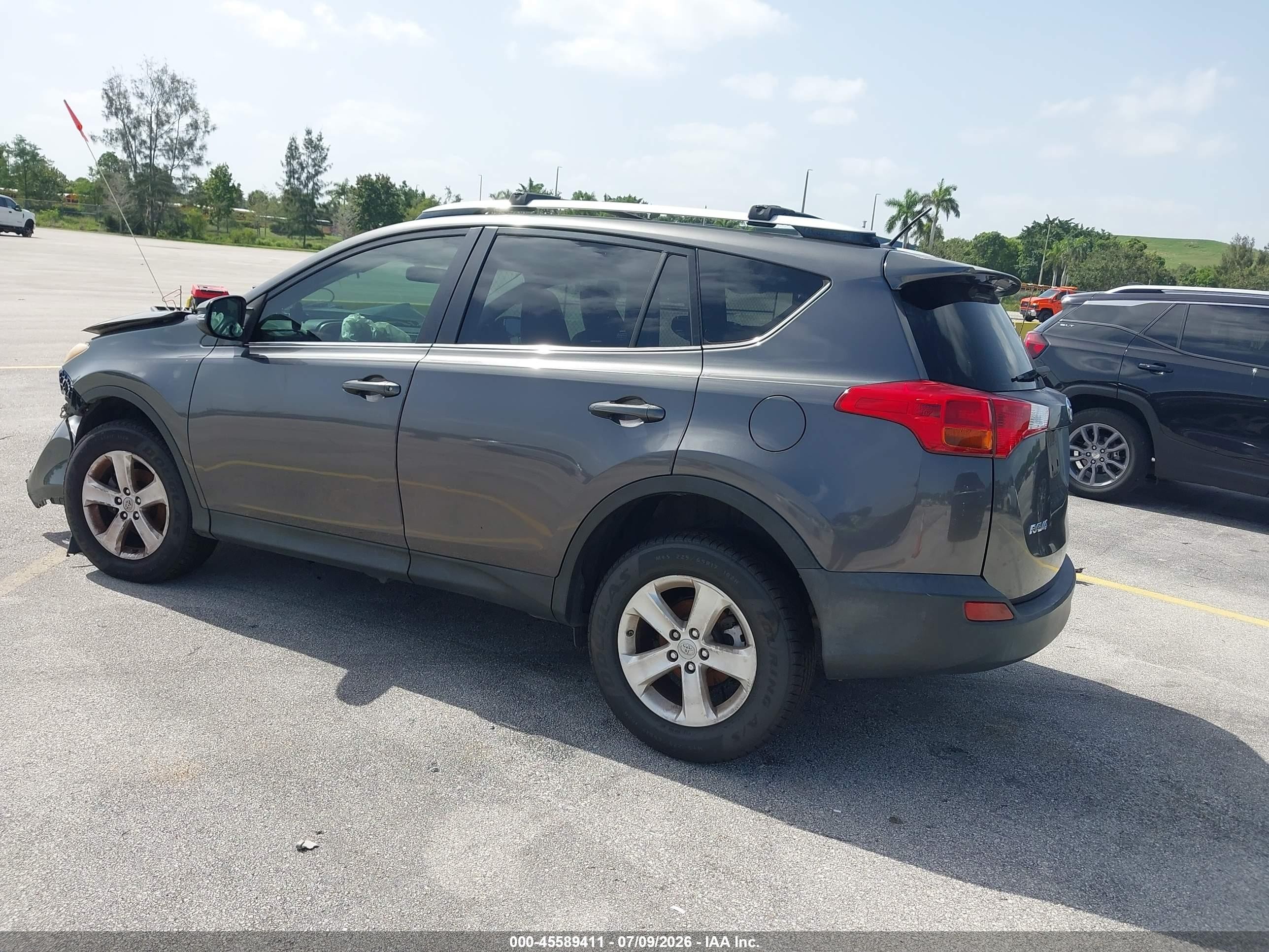 2014 Toyota Rav4 Xle Gray vin: JTMWFREV4EJ010324