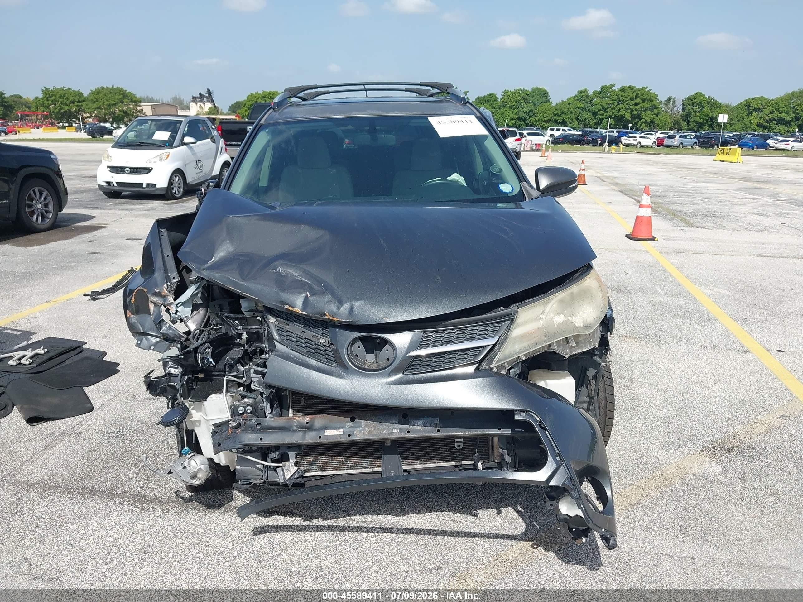 2014 Toyota Rav4 Xle Gray vin: JTMWFREV4EJ010324