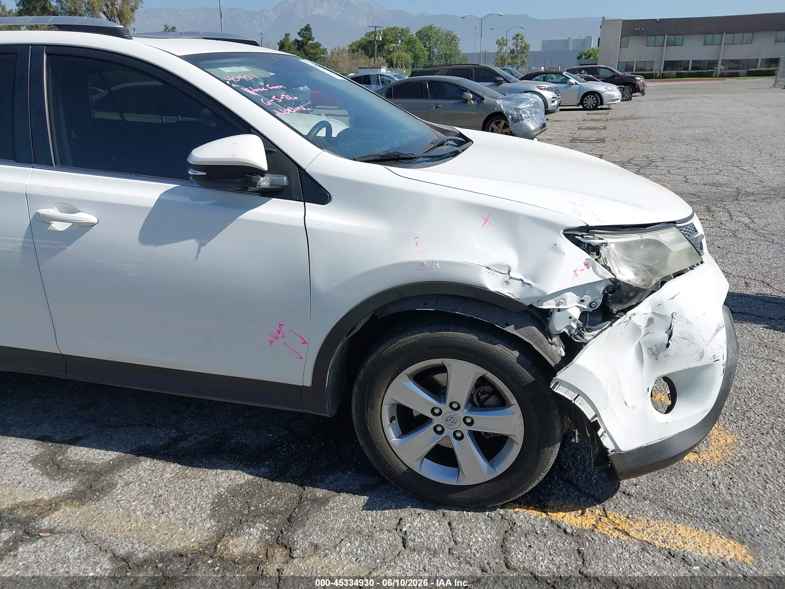 2014 Toyota Rav4 Xle White vin: JTMWFREV4EJ013126