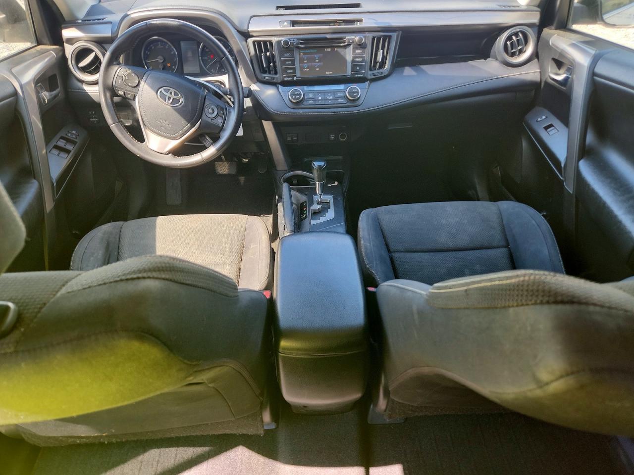 2016 Toyota Rav4 Xle White vin: JTMWFREV4GD084120