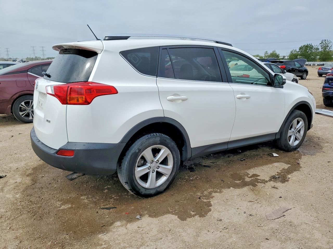 2013 Toyota Rav4 Xle White vin: JTMWFREV5D5004734