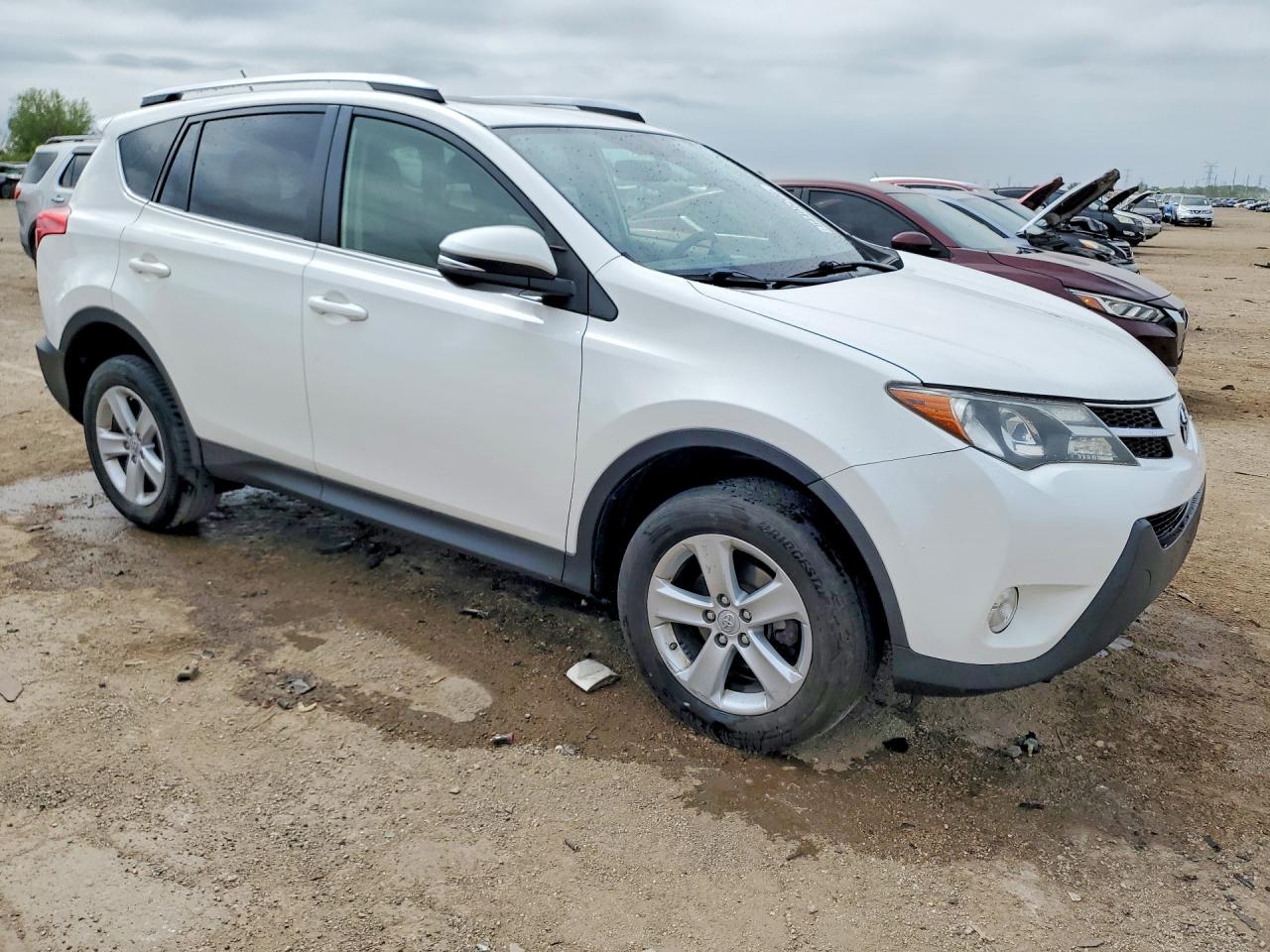 2013 Toyota Rav4 Xle White vin: JTMWFREV5D5004734