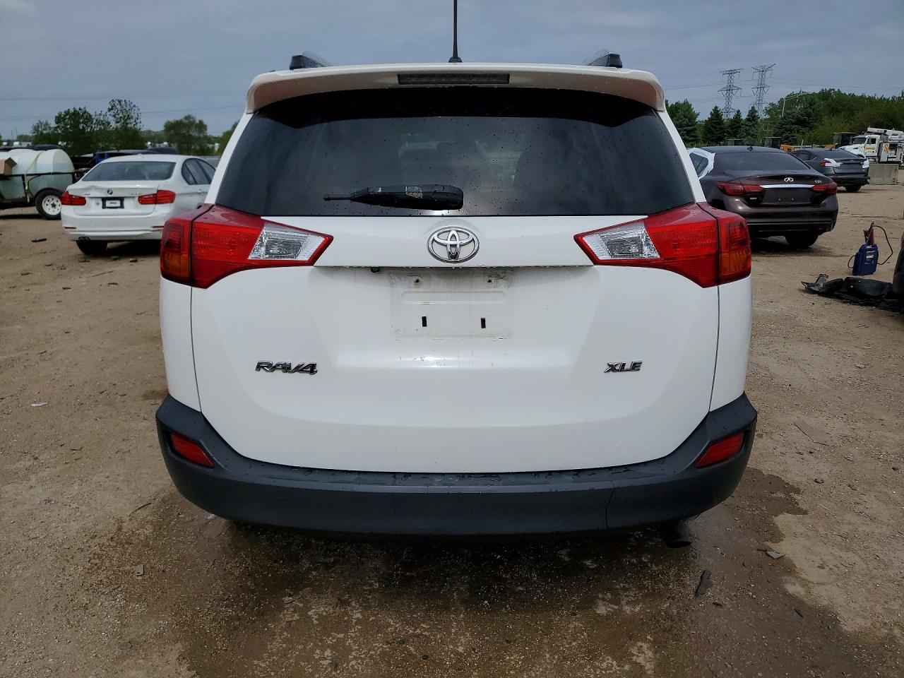 2013 Toyota Rav4 Xle White vin: JTMWFREV5D5004734