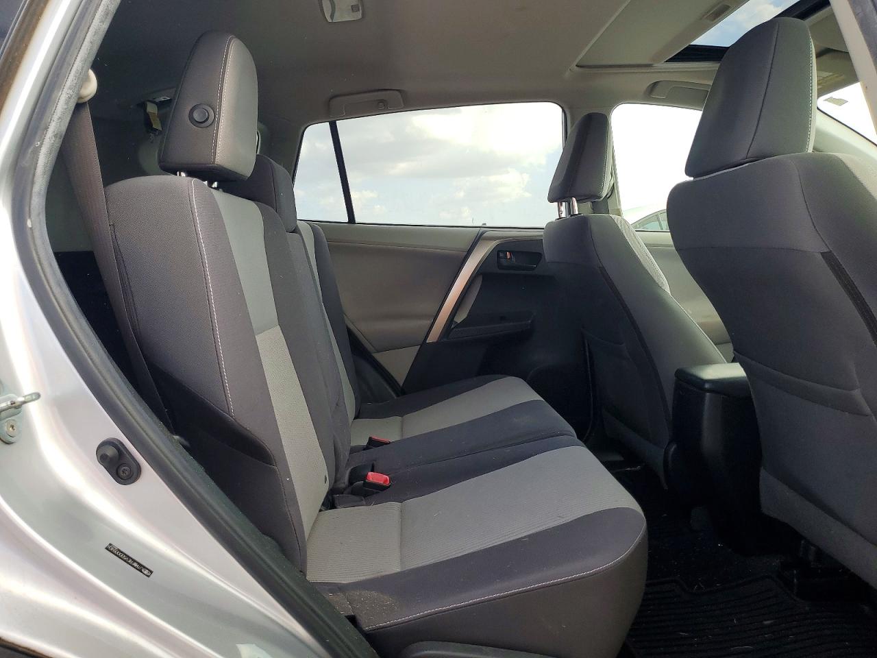 2013 Toyota Rav4 Xle Silver vin: JTMWFREV5DD009406