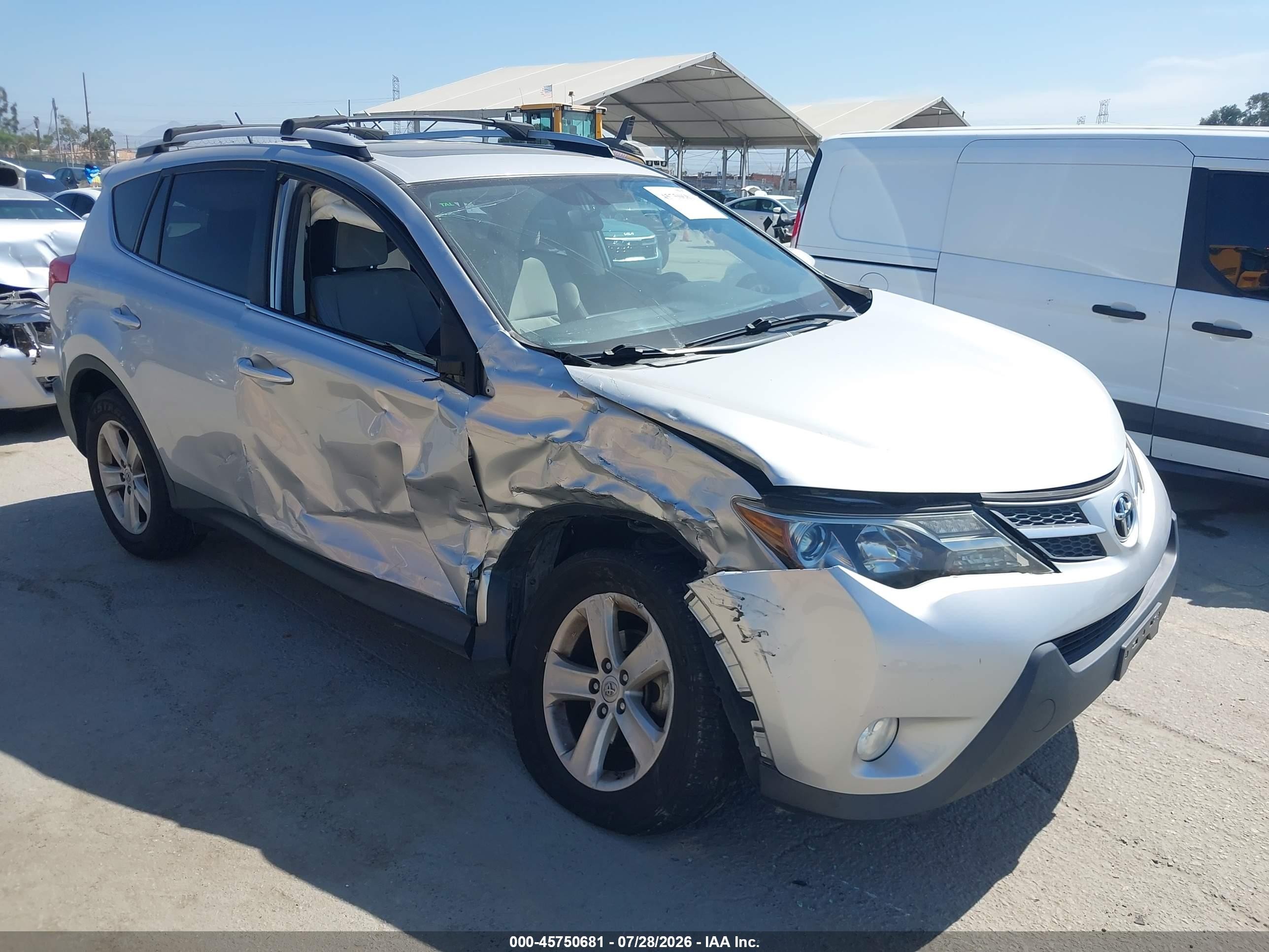 2014 Toyota Rav4 Xle Silver vin: JTMWFREV5EJ009215