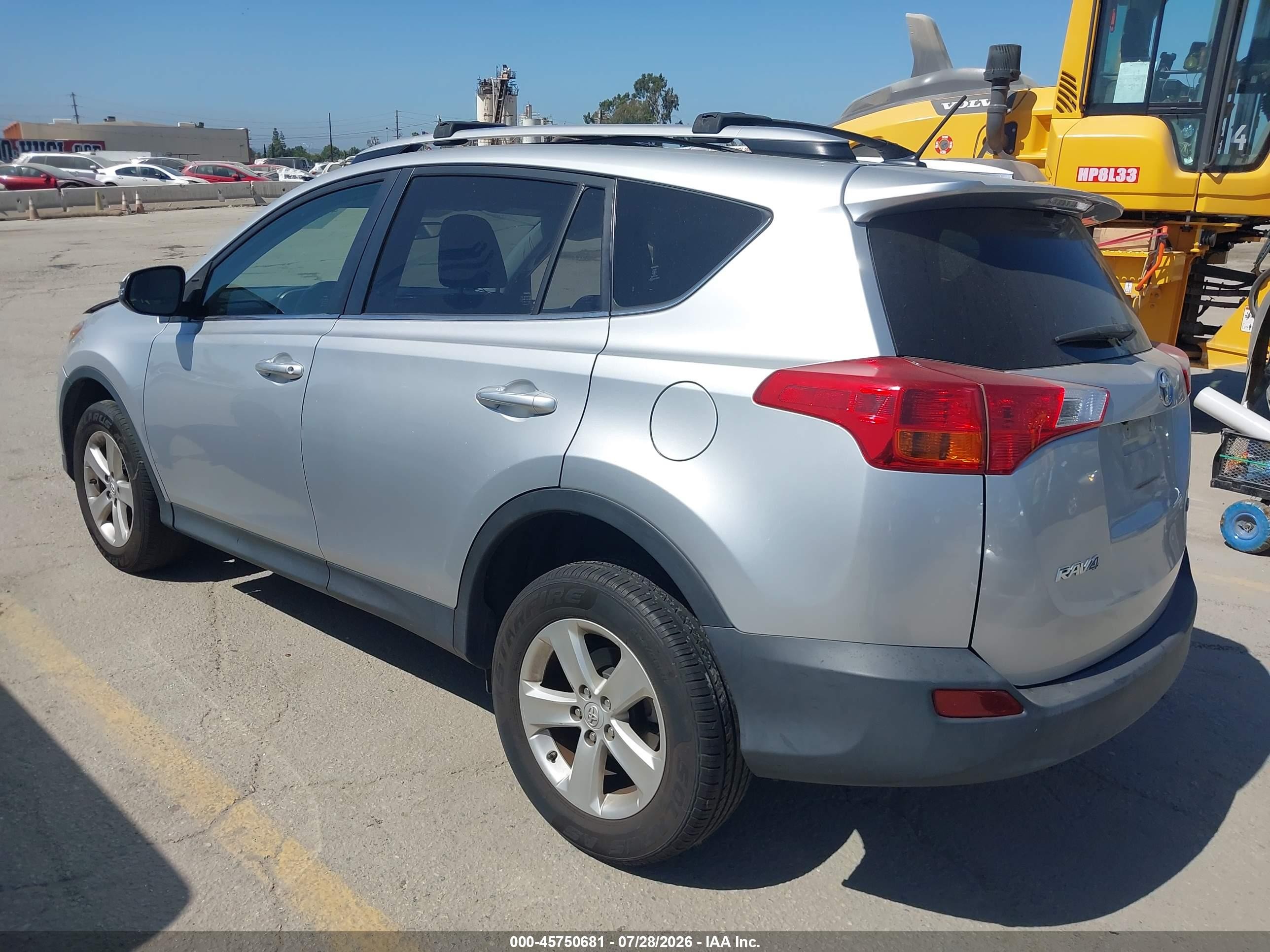 2014 Toyota Rav4 Xle Silver vin: JTMWFREV5EJ009215