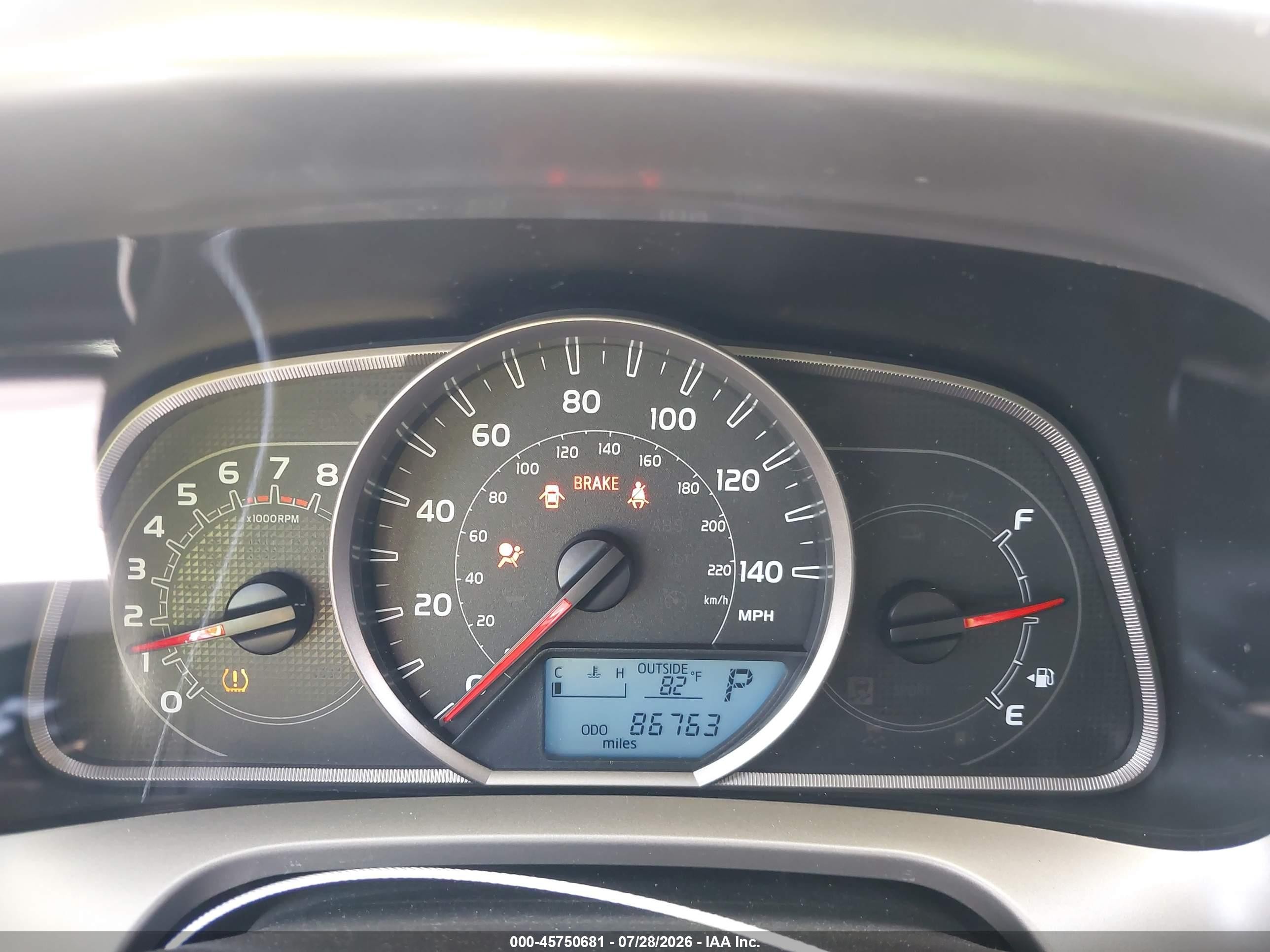2014 Toyota Rav4 Xle Silver vin: JTMWFREV5EJ009215