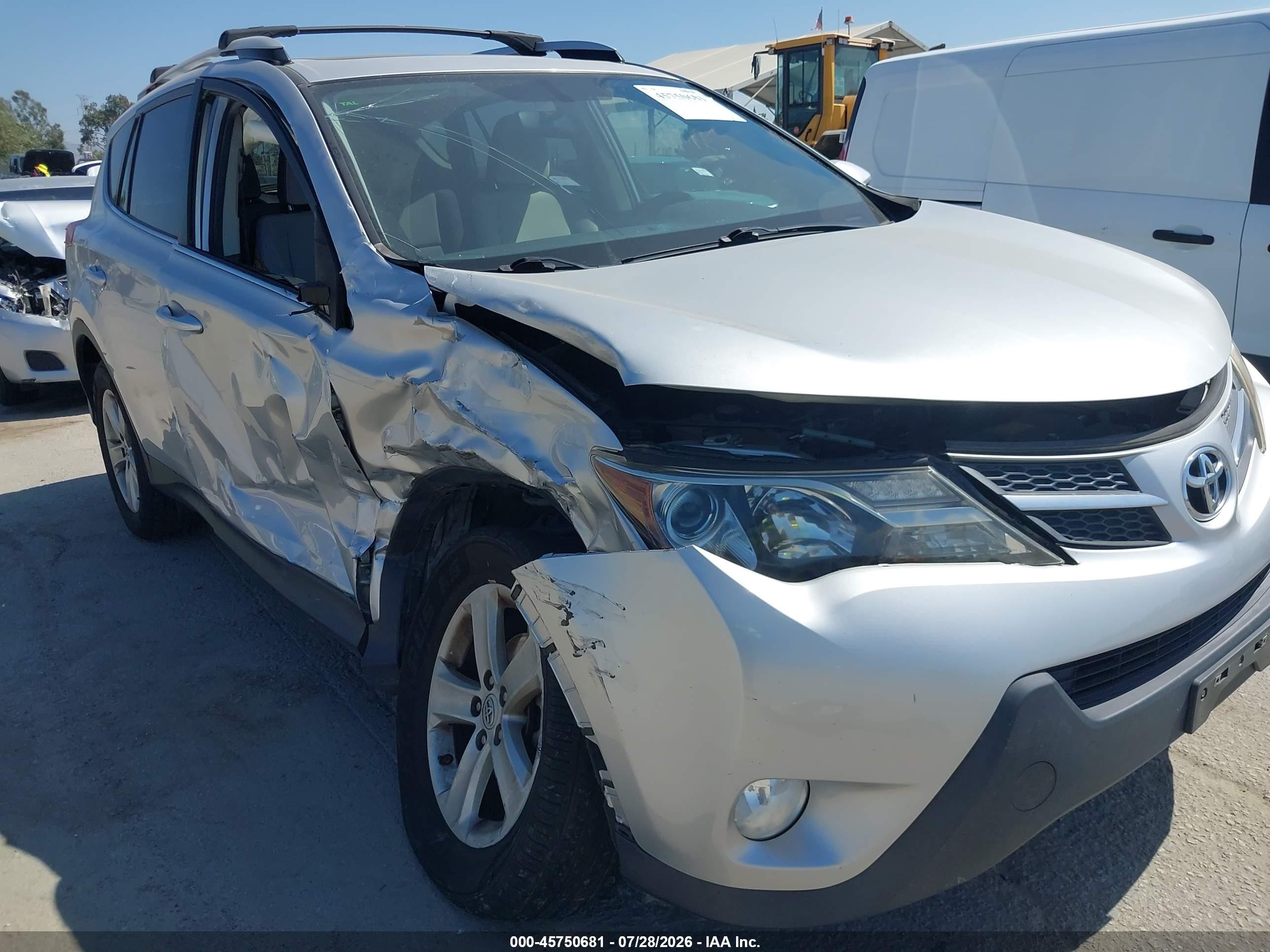 2014 Toyota Rav4 Xle Silver vin: JTMWFREV5EJ009215