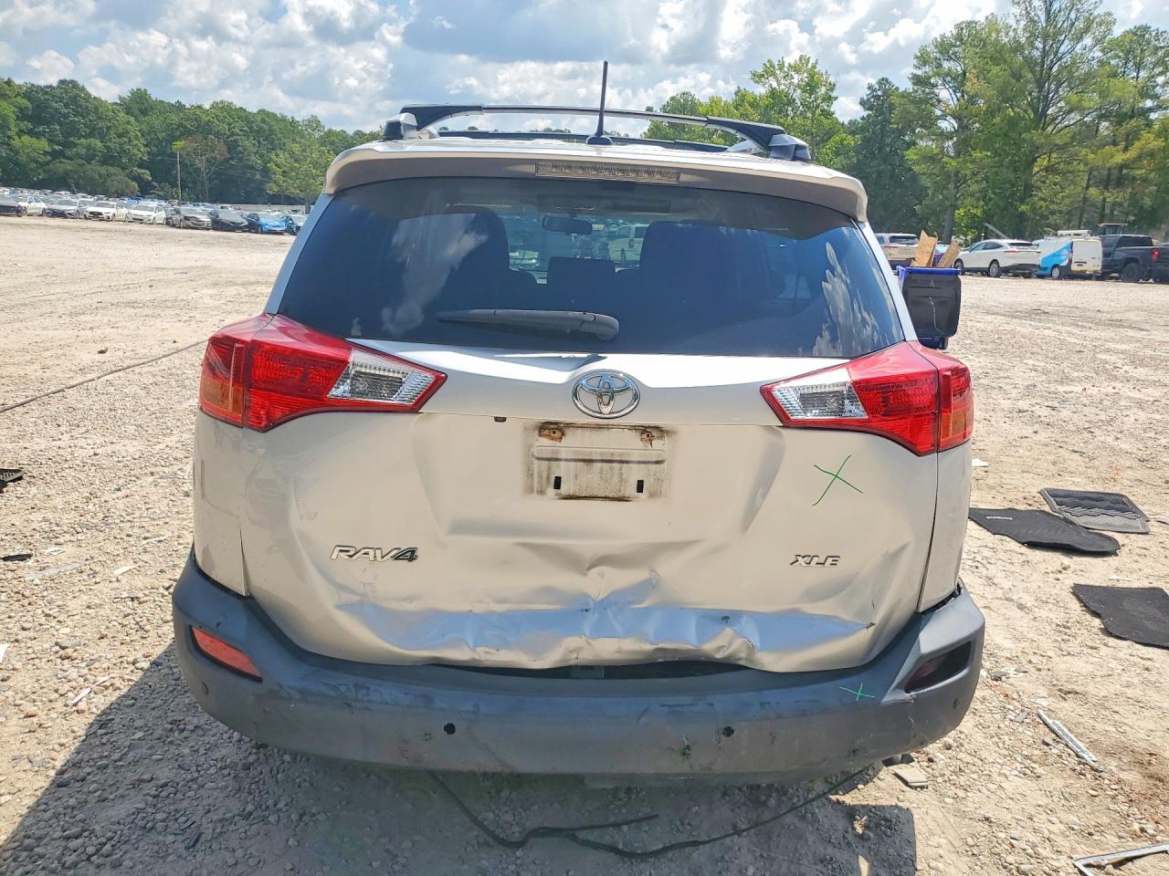 2014 Toyota Rav4 Xle Silver vin: JTMWFREV5EJ022787