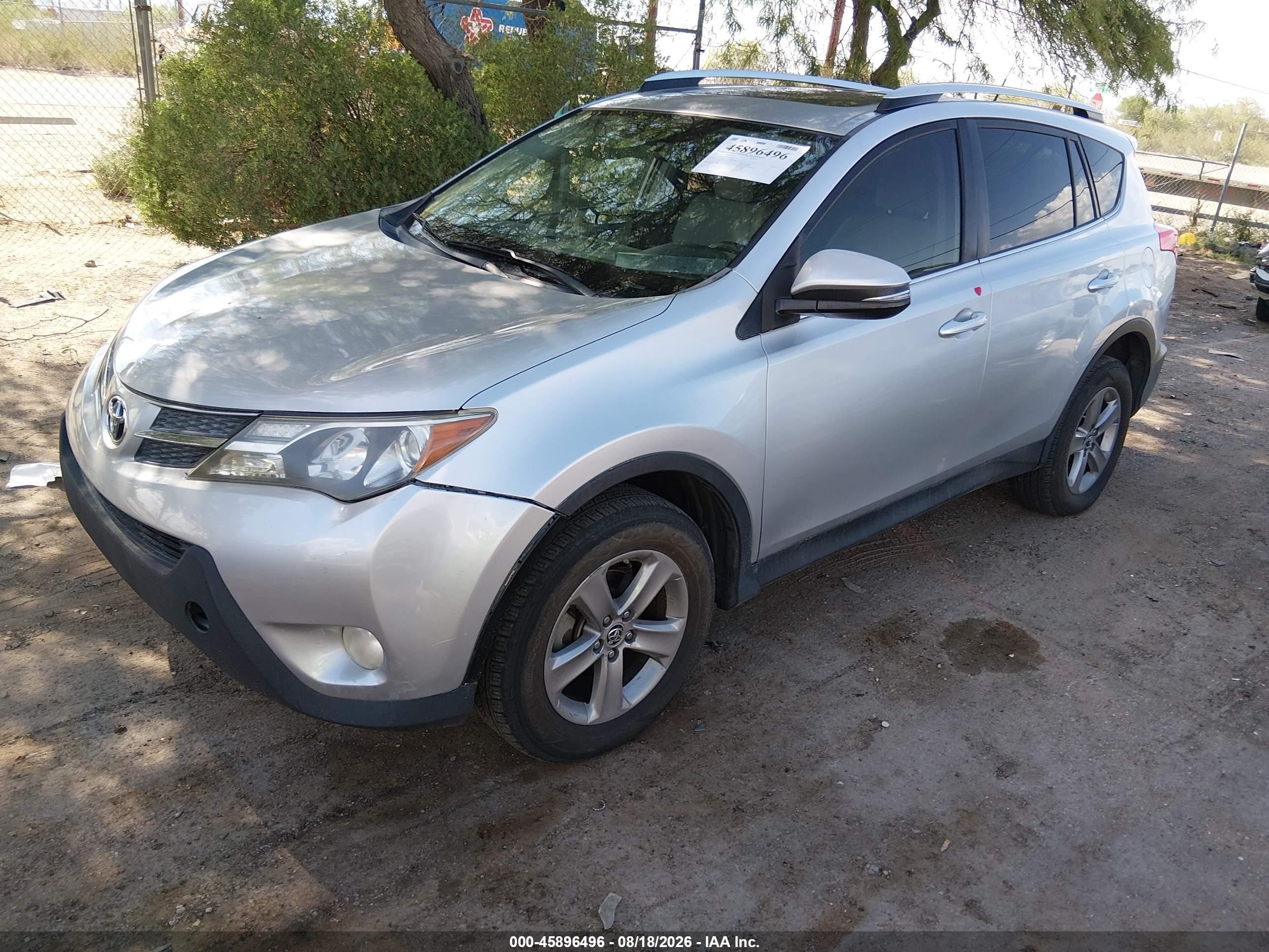 2015 Toyota Rav4 Xle Silver vin: JTMWFREV5FD066160