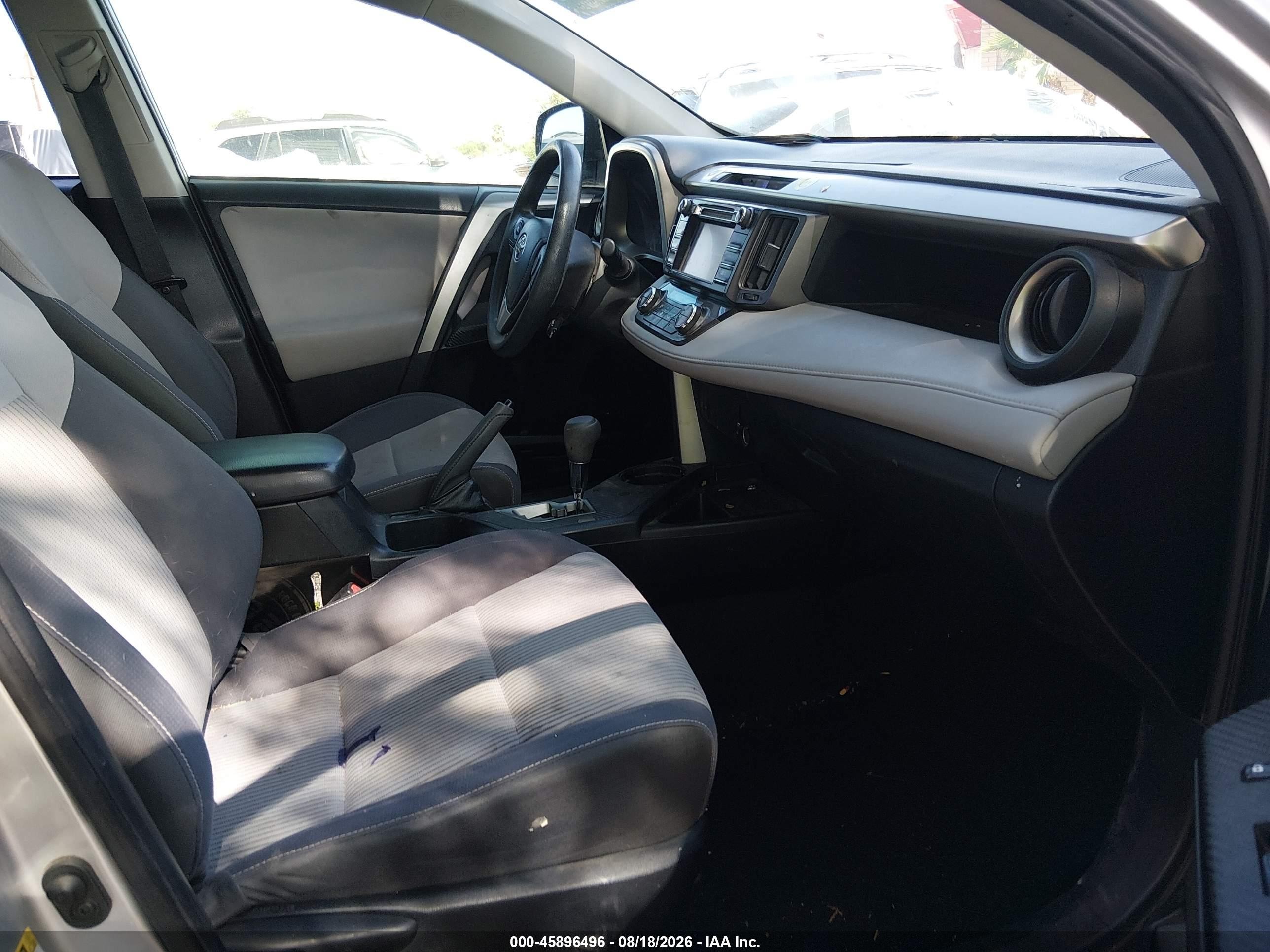 2015 Toyota Rav4 Xle Silver vin: JTMWFREV5FD066160
