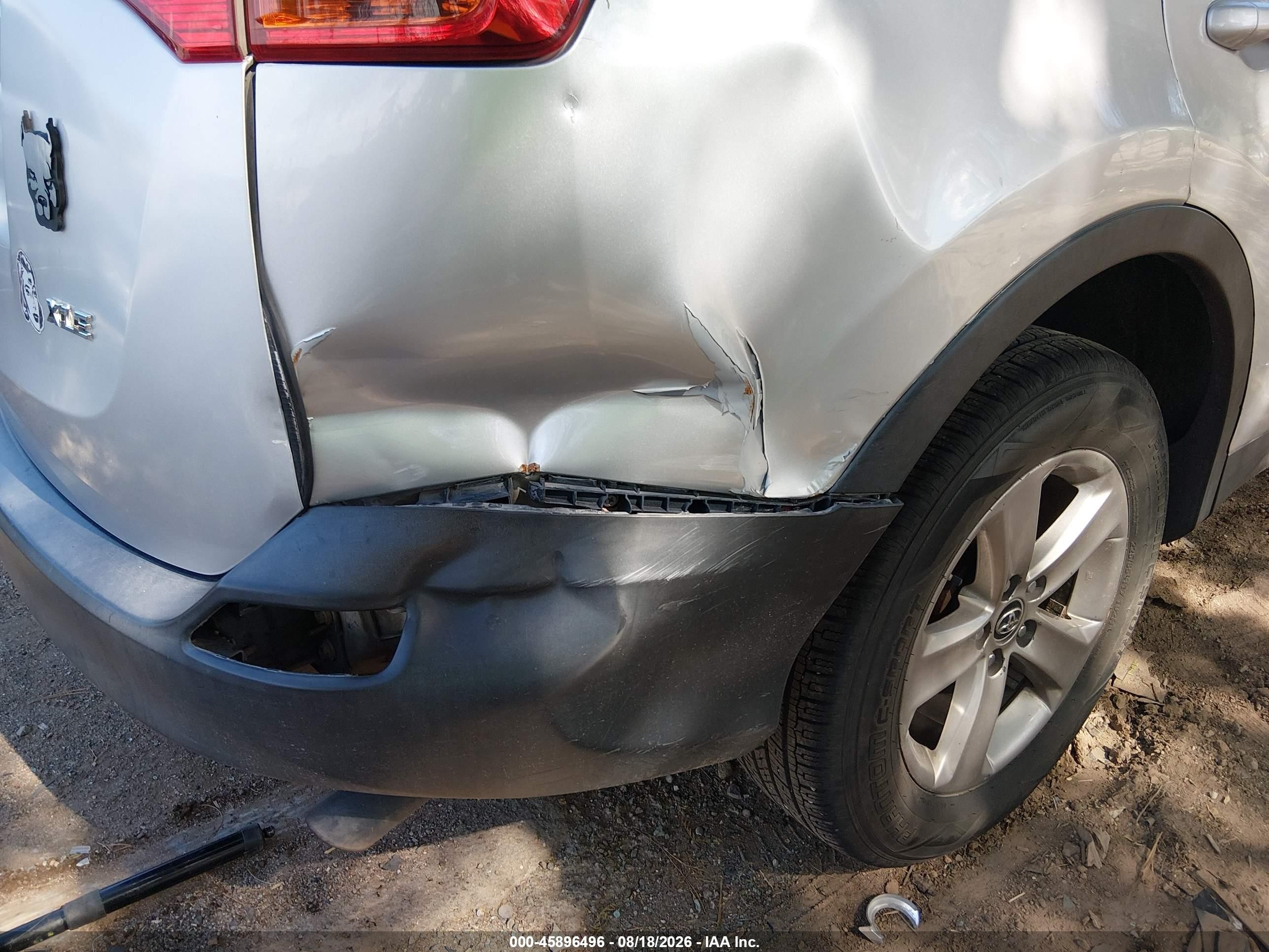 2015 Toyota Rav4 Xle Silver vin: JTMWFREV5FD066160