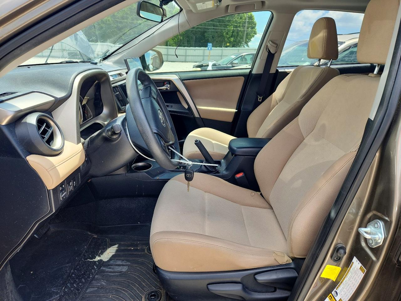 2015 Toyota Rav4 Xle Brown vin: JTMWFREV5FD073710