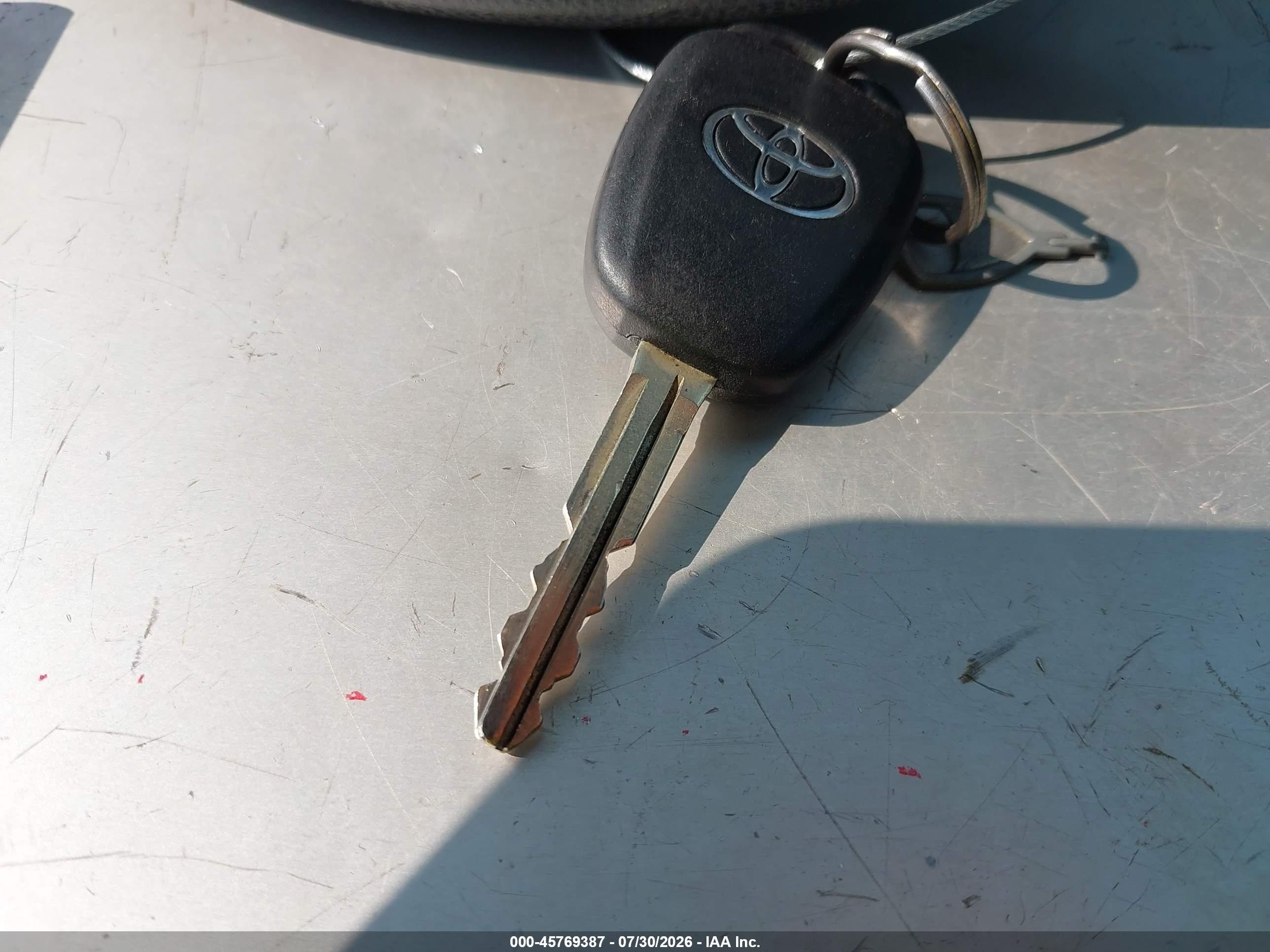 2015 Toyota Rav4 Xle Orange vin: JTMWFREV5FJ047285