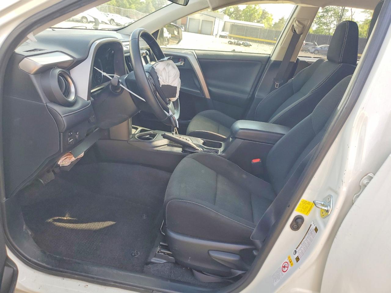 2016 Toyota Rav4 Xle White vin: JTMWFREV5GJ071751