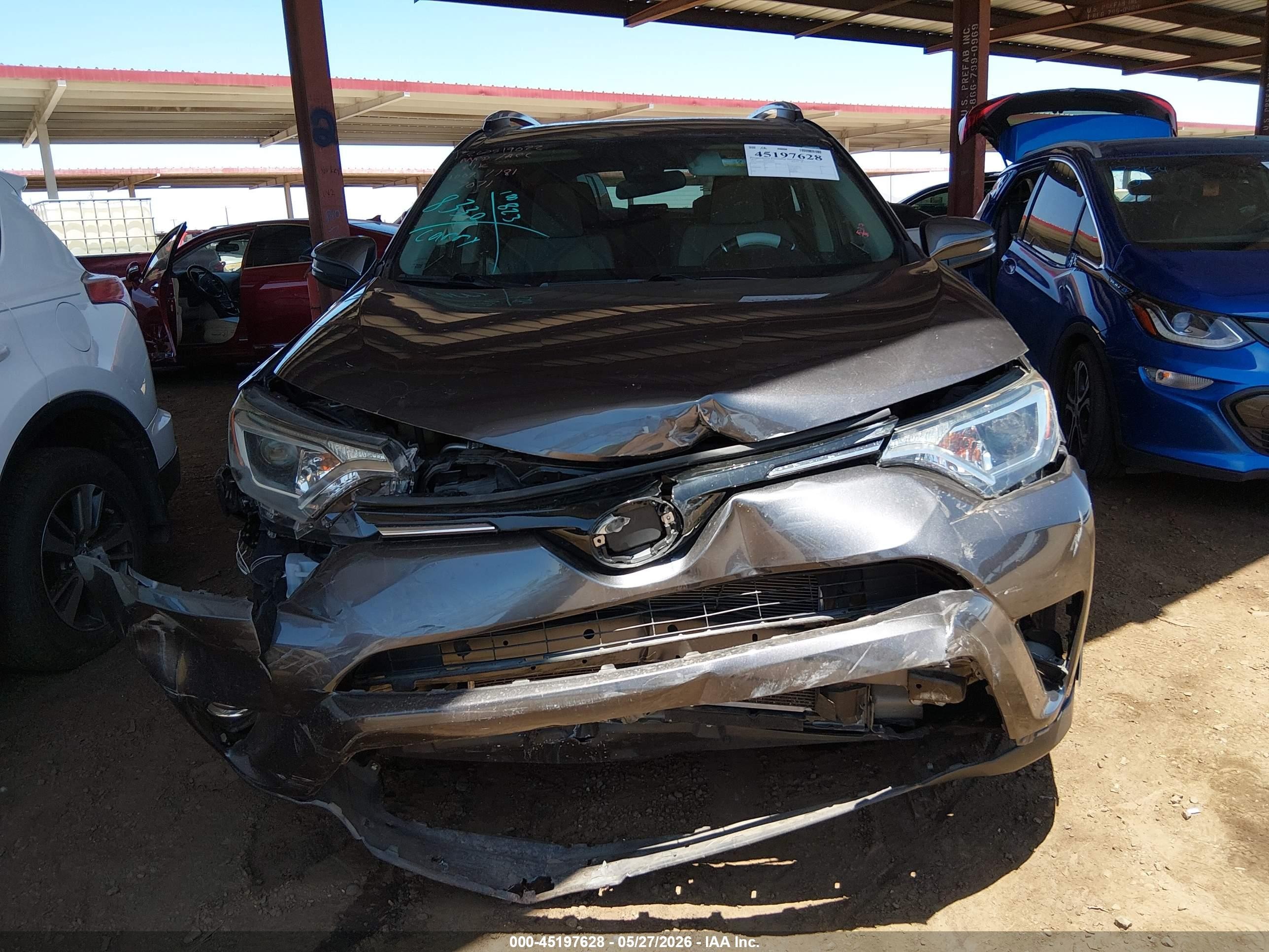 2018 Toyota Rav4 Xle Gray vin: JTMWFREV5JJ187071